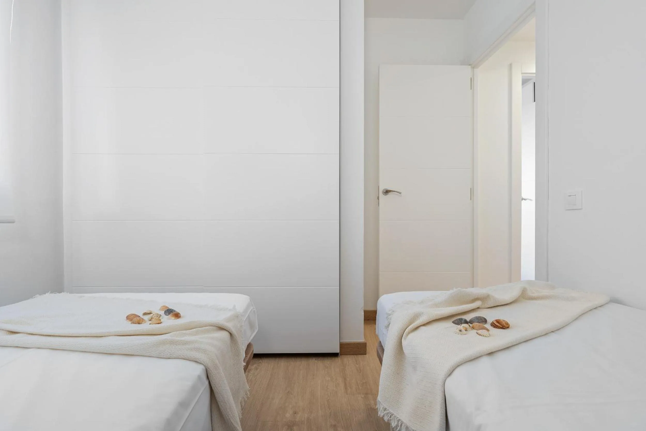 Bed in AQUAMARINA II Apartments