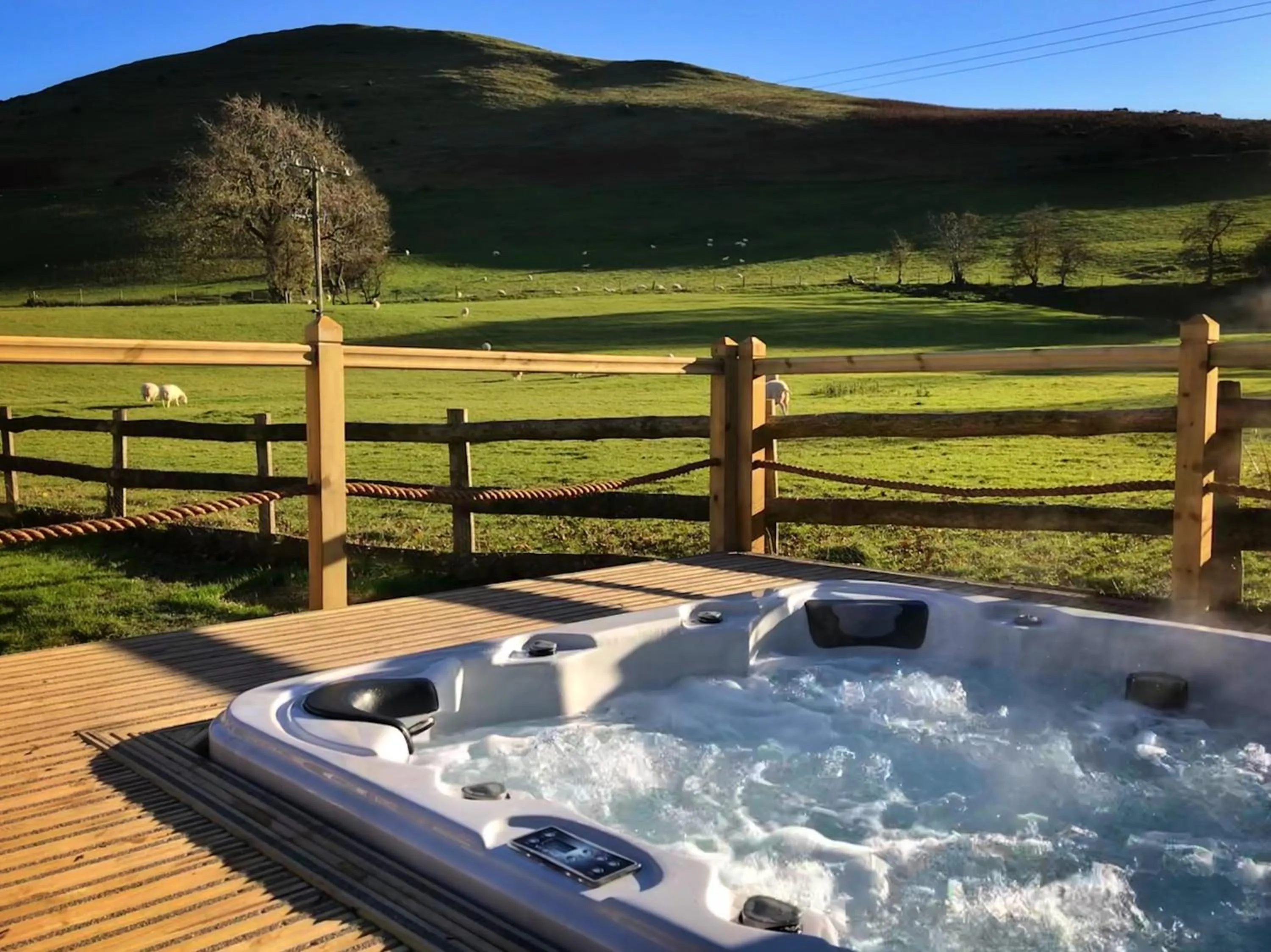 Hot Tub in The Hand at Llanarmon