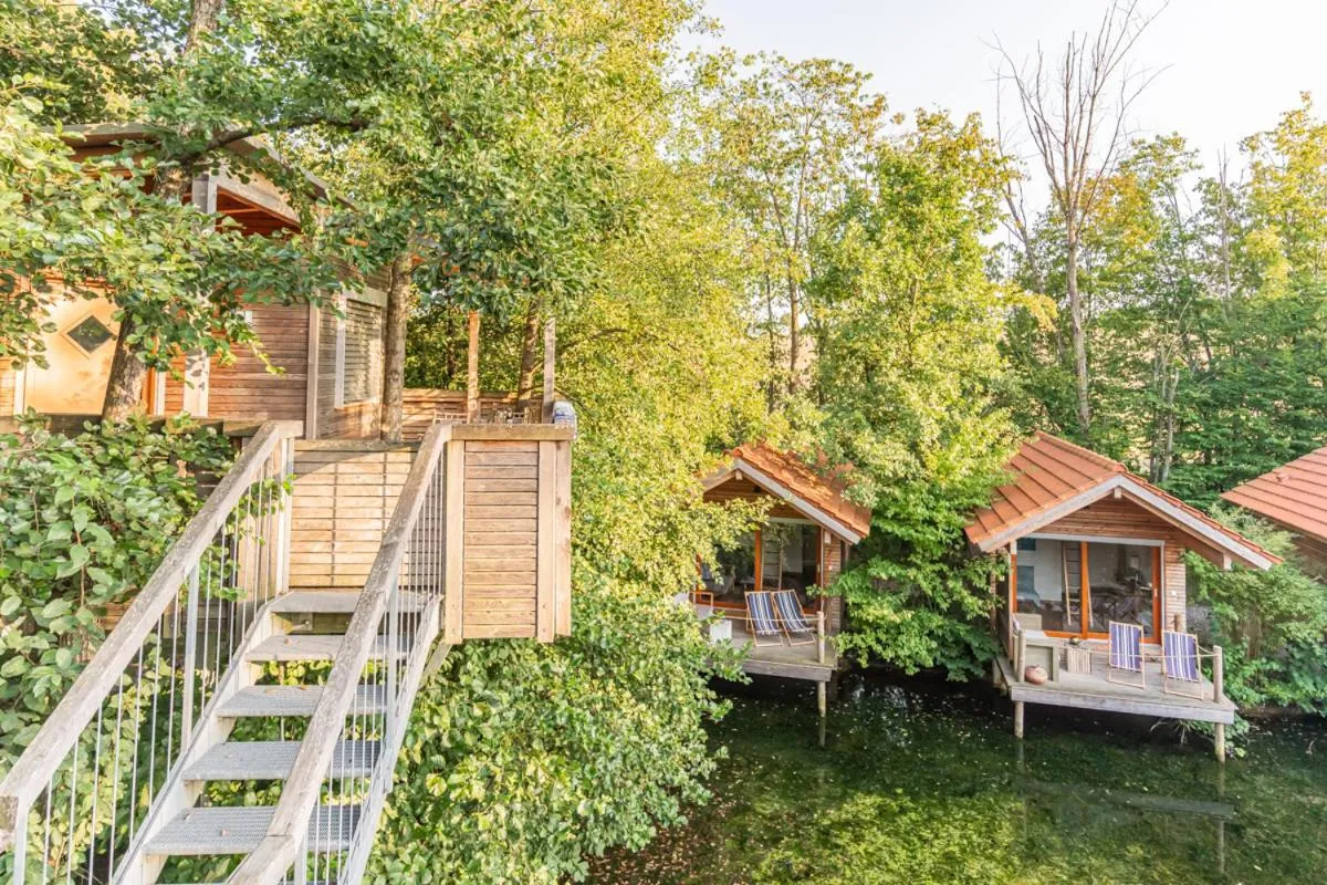 Property building in Baumhaushotel Oberbayern