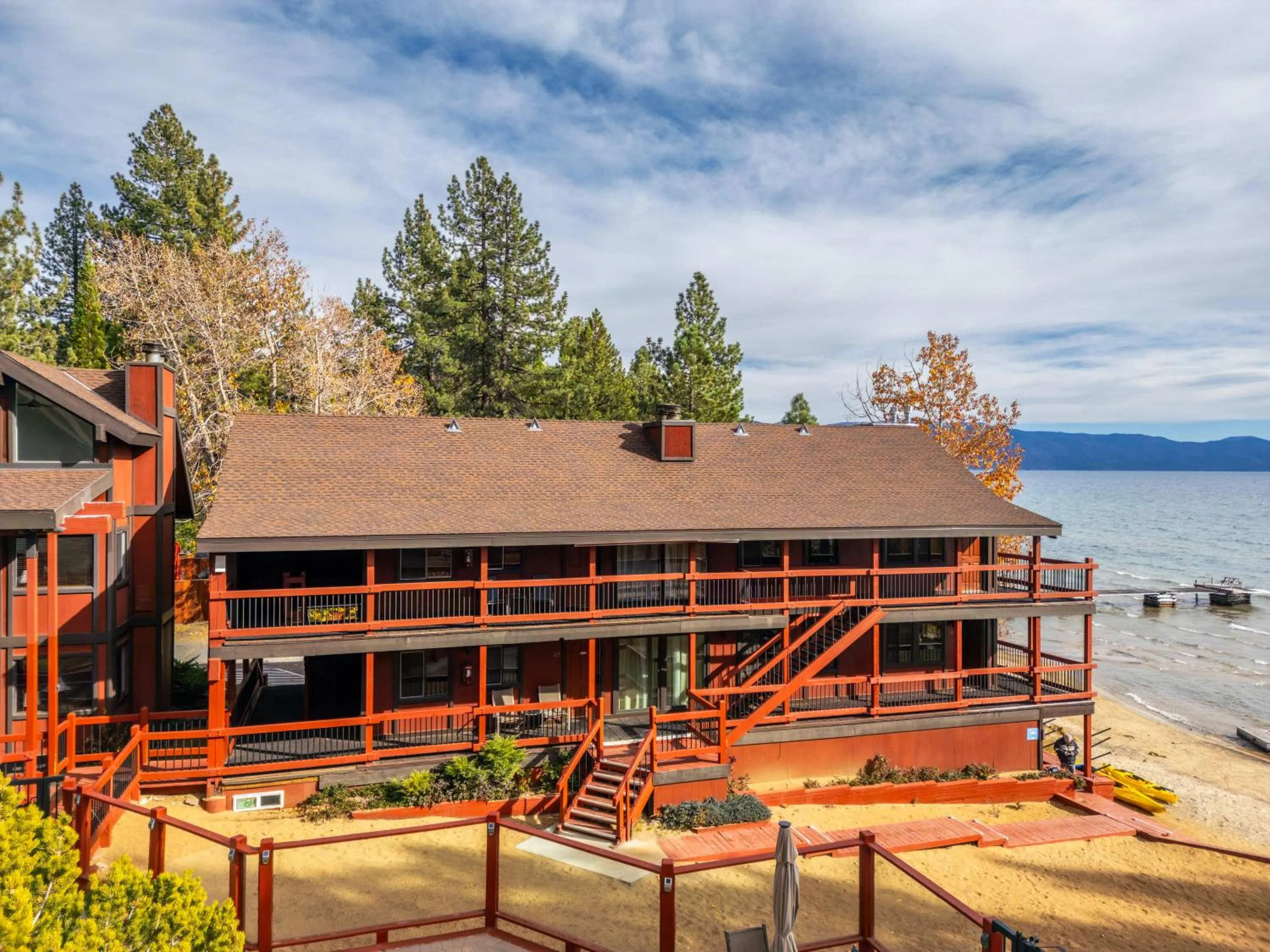 Property building in Tahoe Edgelake Beach Club