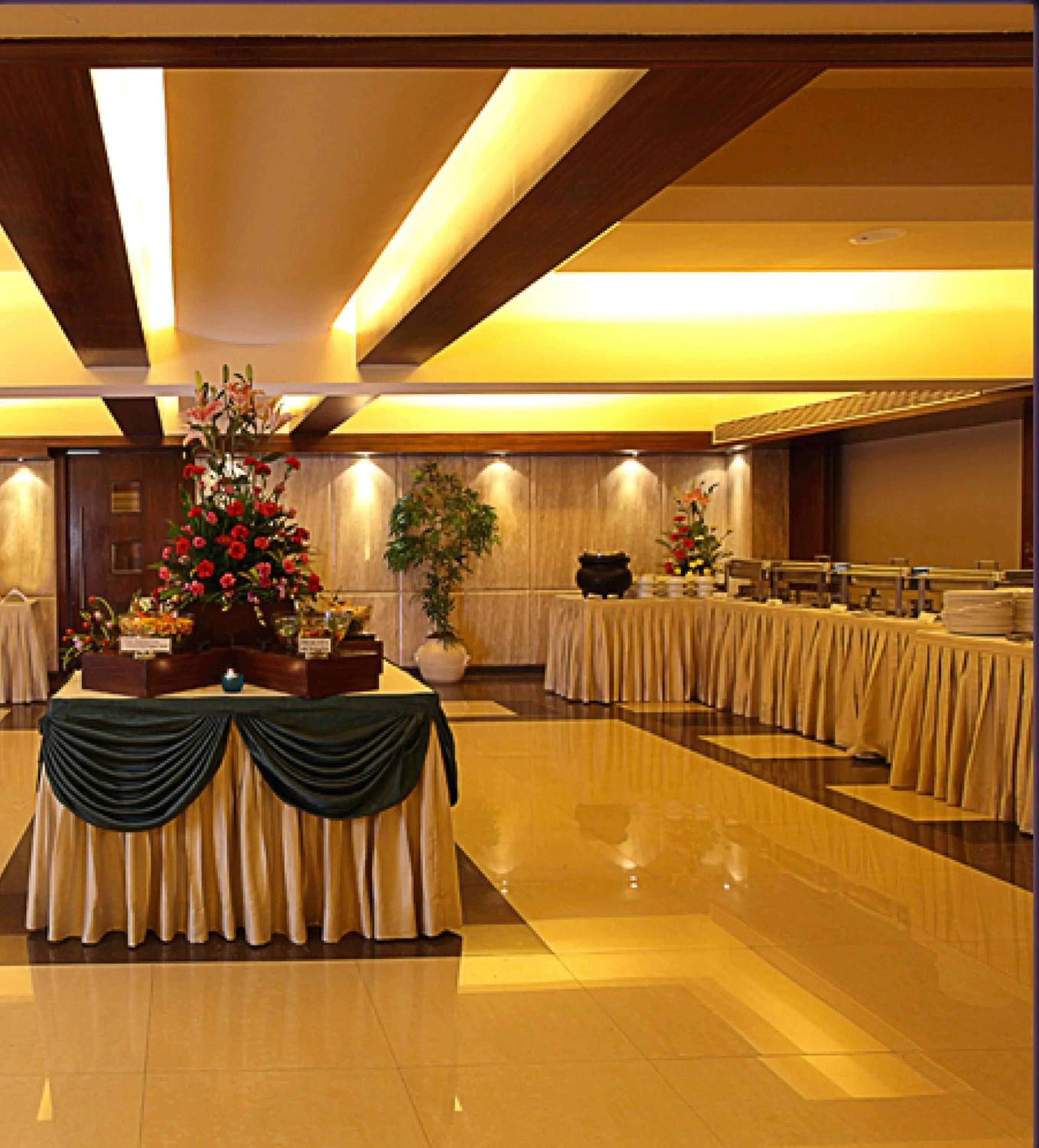 Banquet/Function facilities in The Royal Orchid Hotel, Chembur