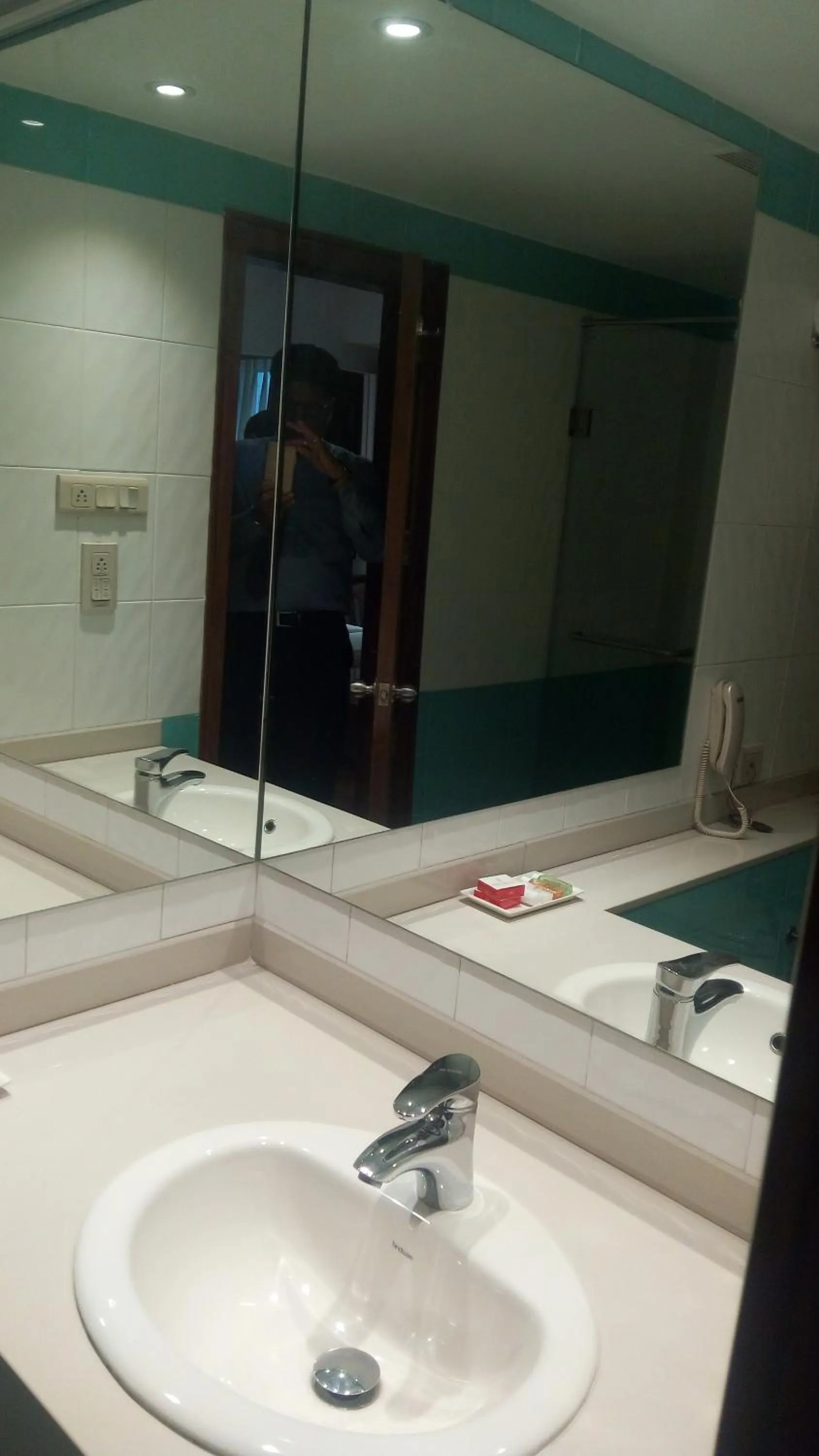 Bathroom in The Royal Orchid Hotel, Chembur