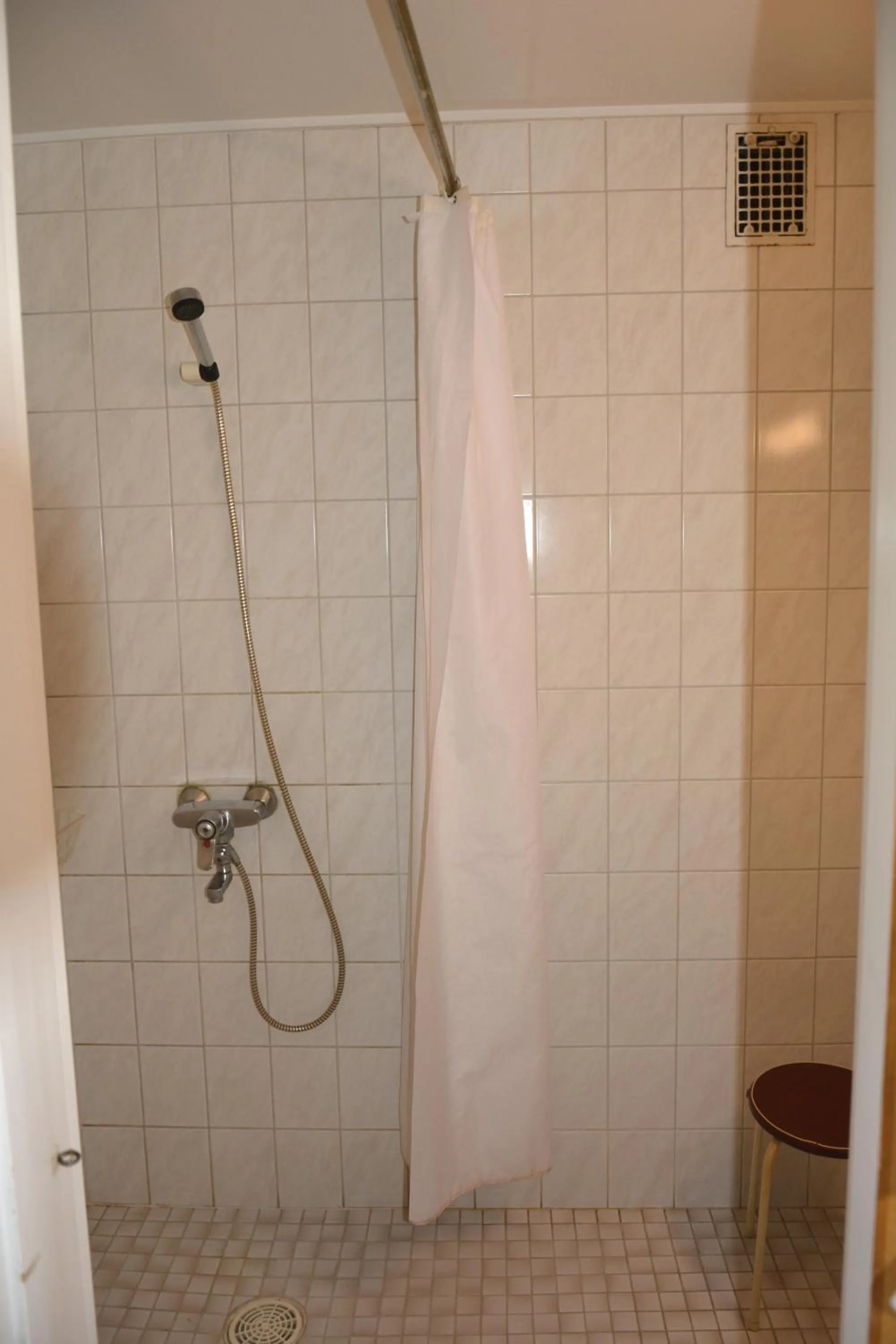 Bathroom in FolkiaCenter Gästhem - Vieraskoti - Guesthouse