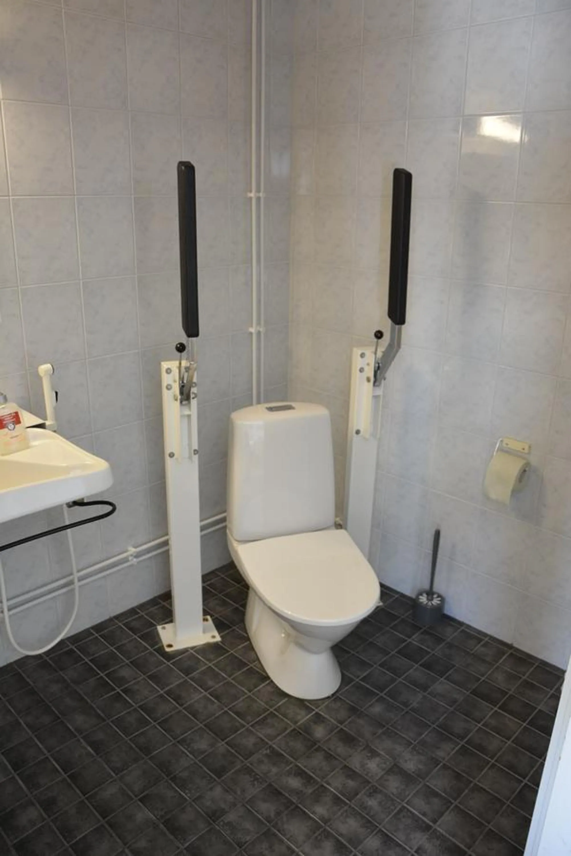 Shower in FolkiaCenter Gästhem - Vieraskoti - Guesthouse