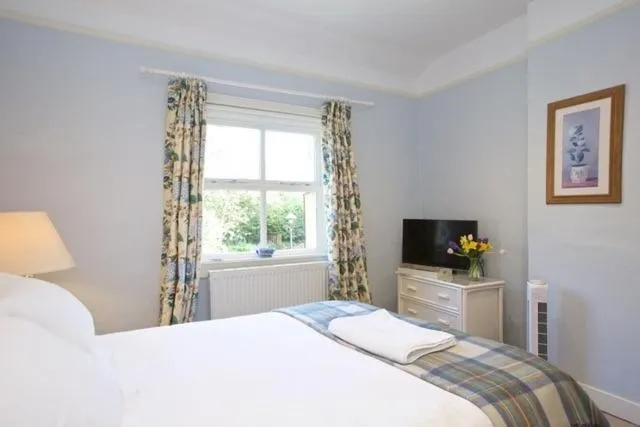 Bedroom in Hedingham Old Pottery