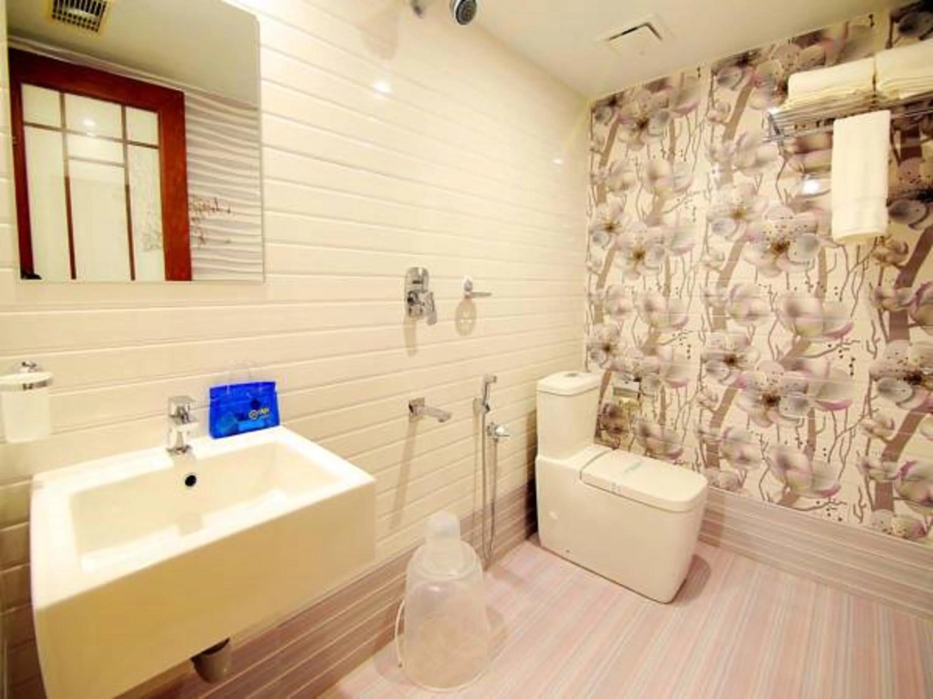 Hotel A J Park