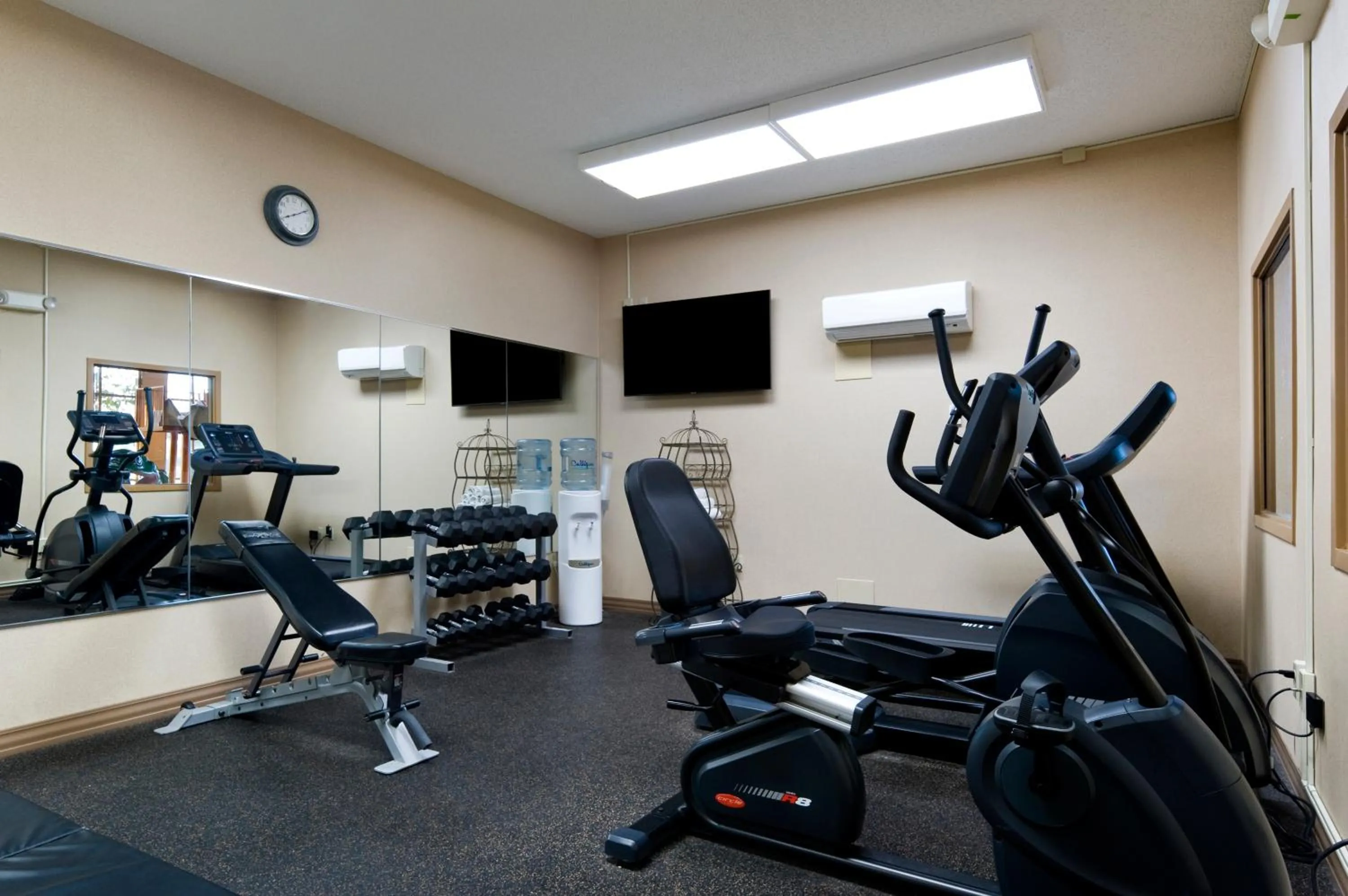 Fitness centre/facilities in ClubHouse Hotel Sioux Falls