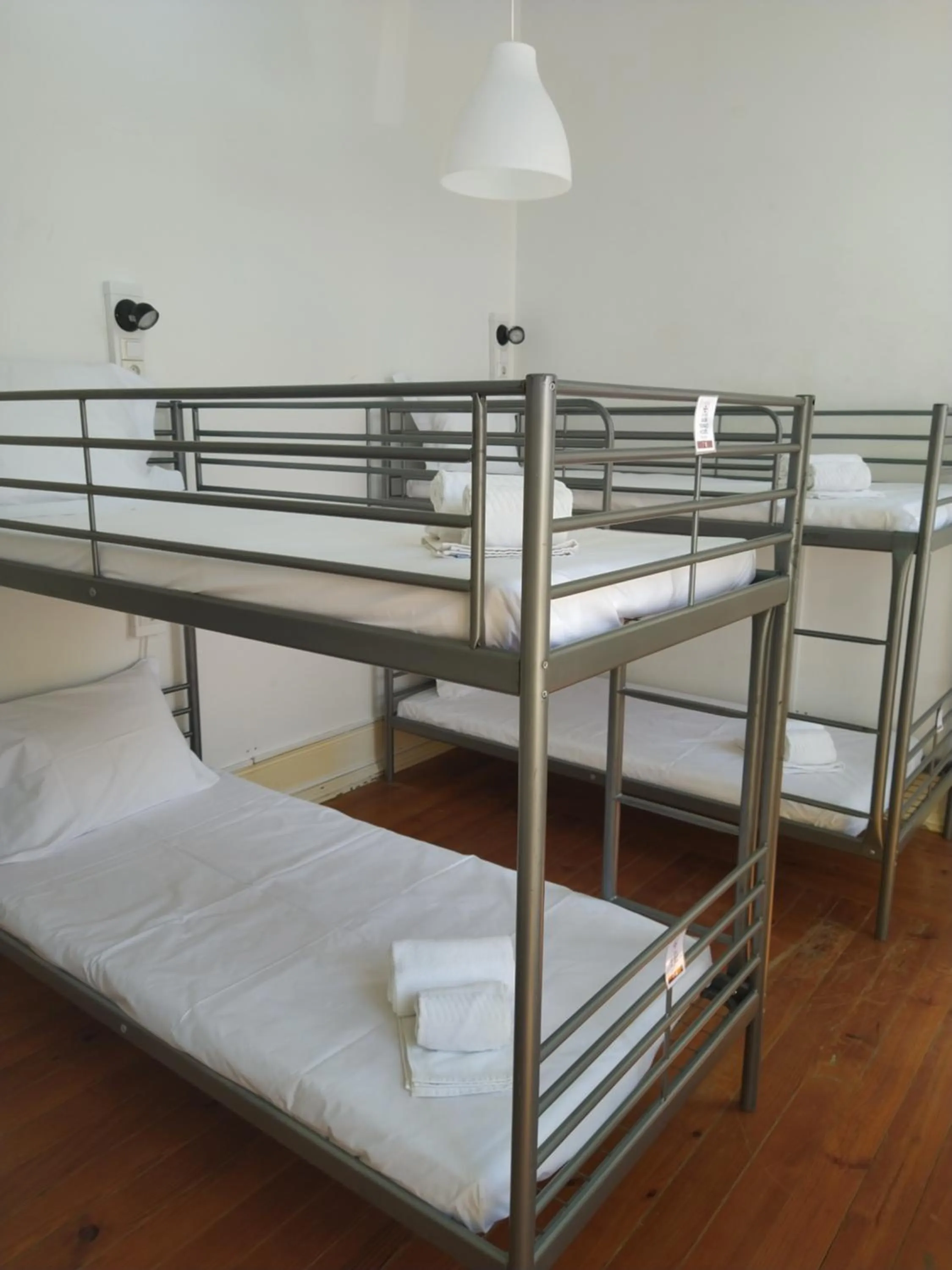 bunk bed, Bed in Baixa Terrace Hostel