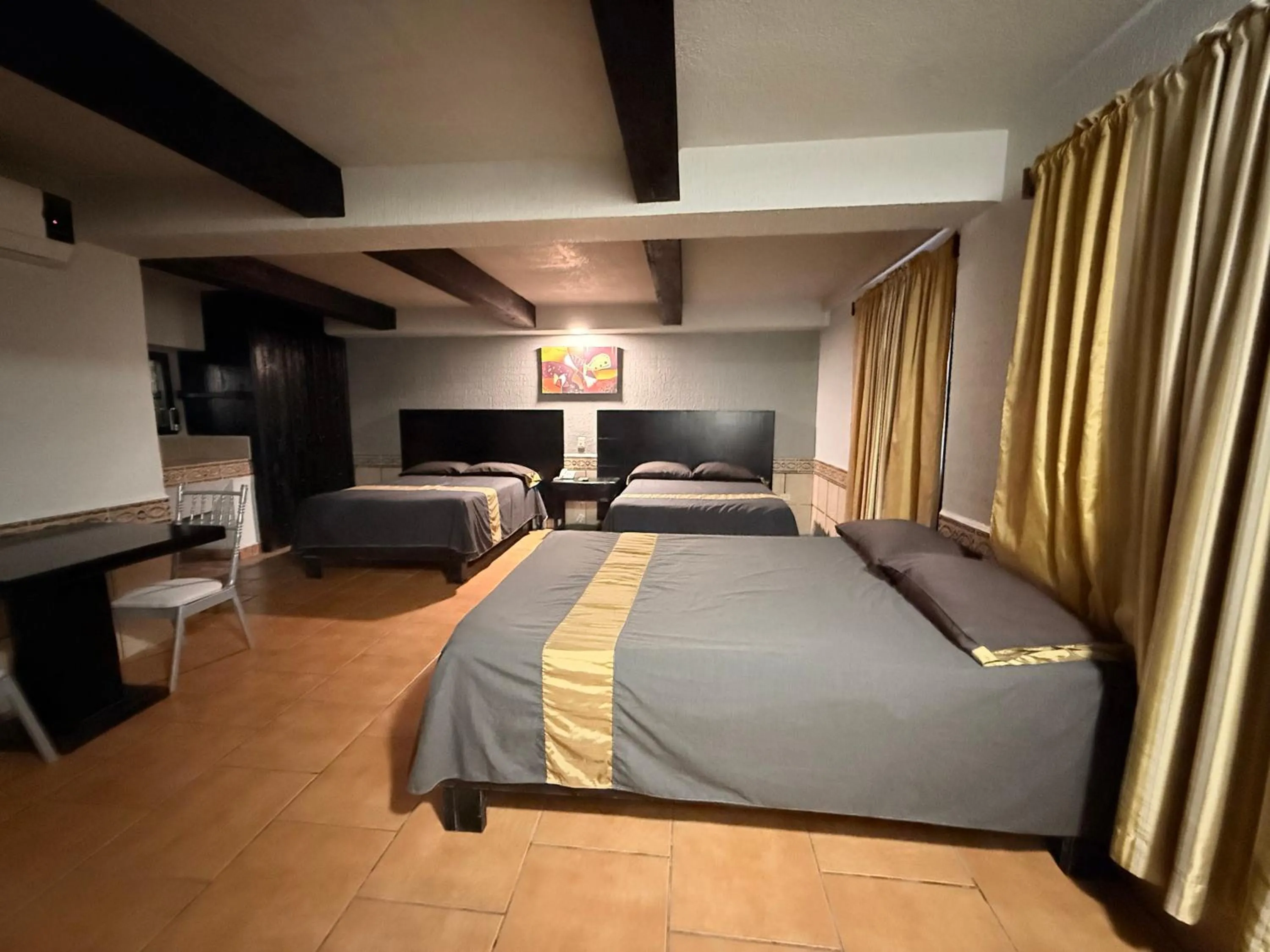 Photo of the whole room, Bed in Hotel Mirage Express