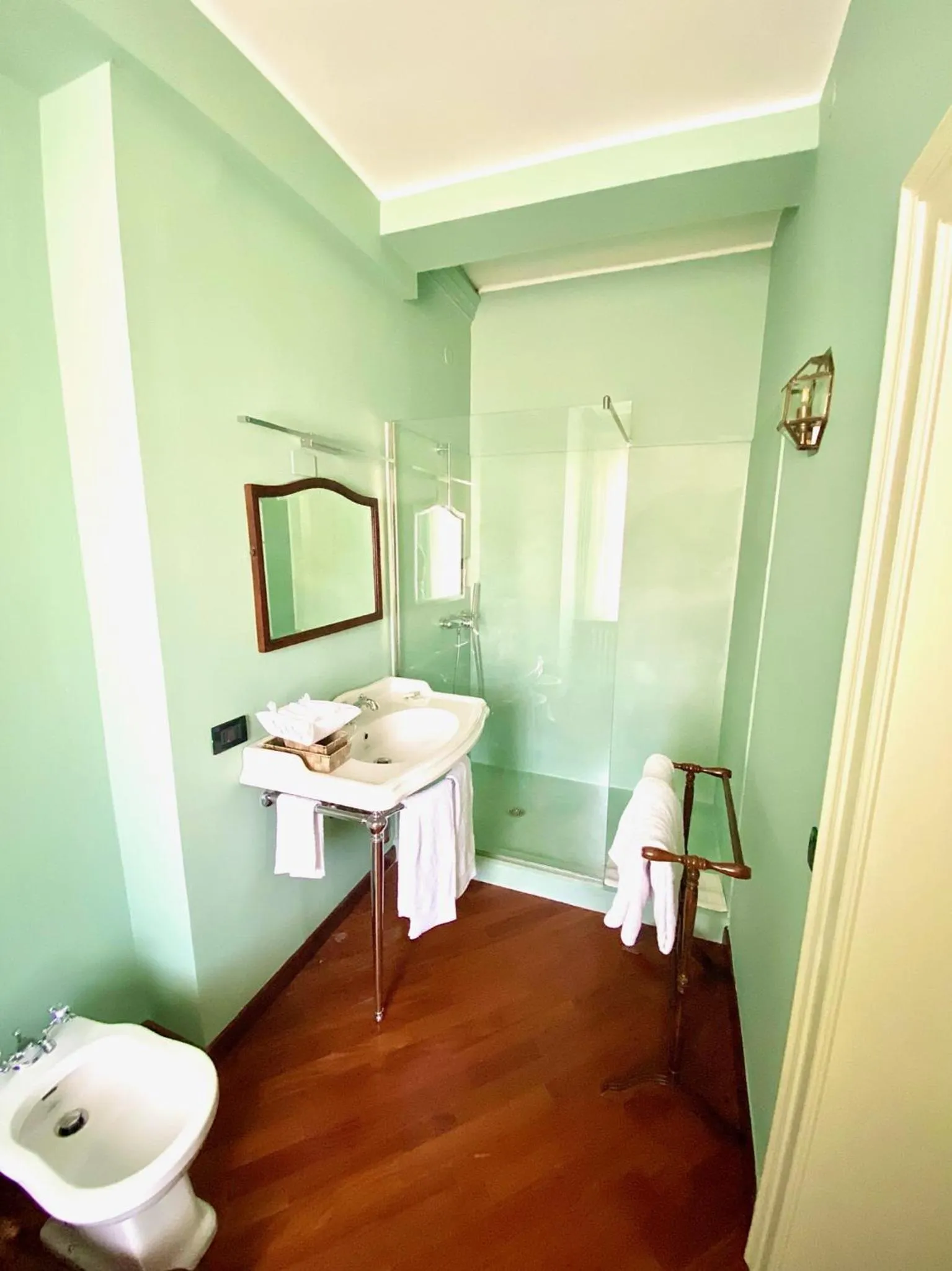 Bathroom in Palazzo Mantua Benavides Suites & Apartments