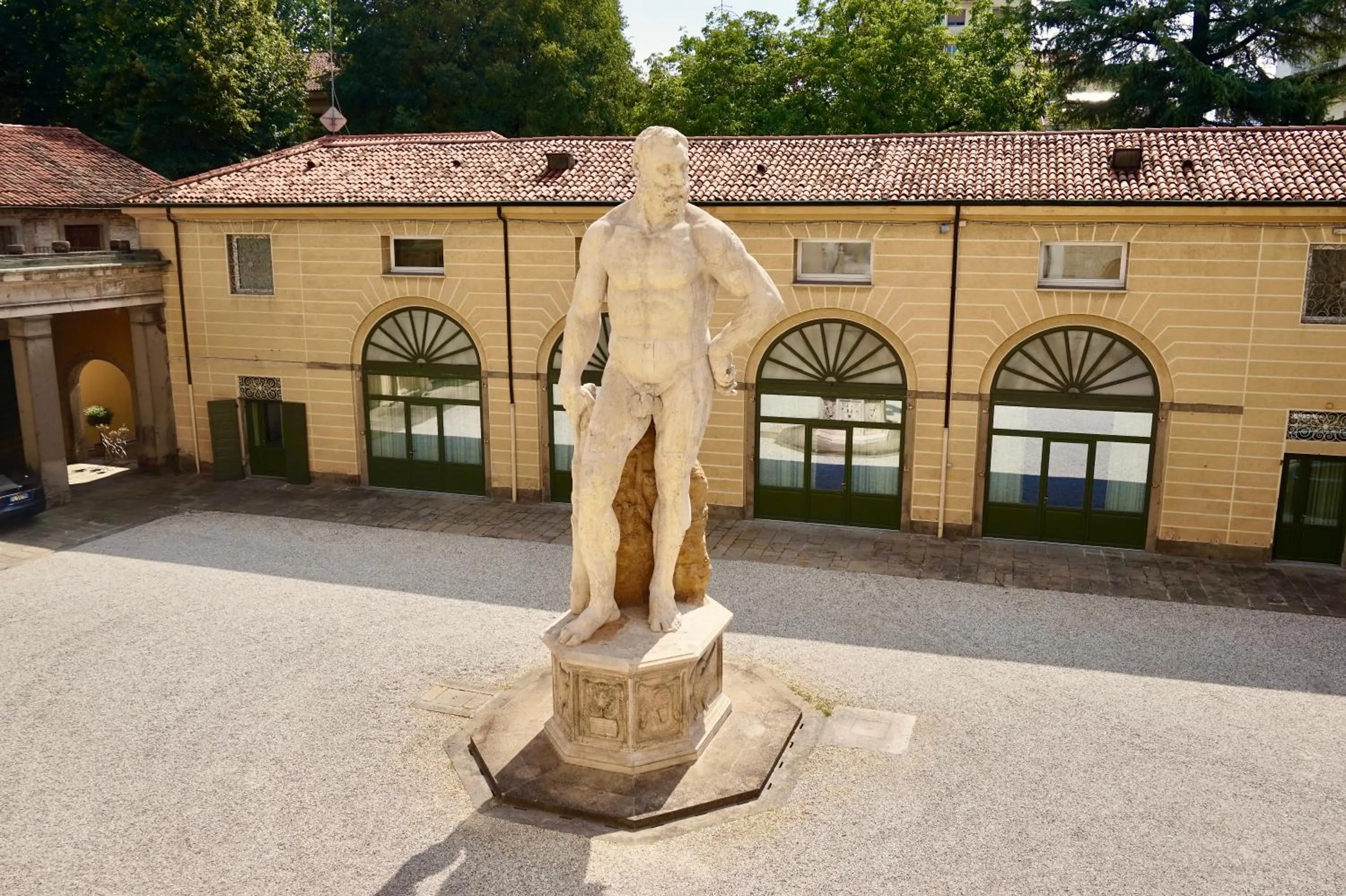 Palazzo Mantua Benavides Suites & Apartments