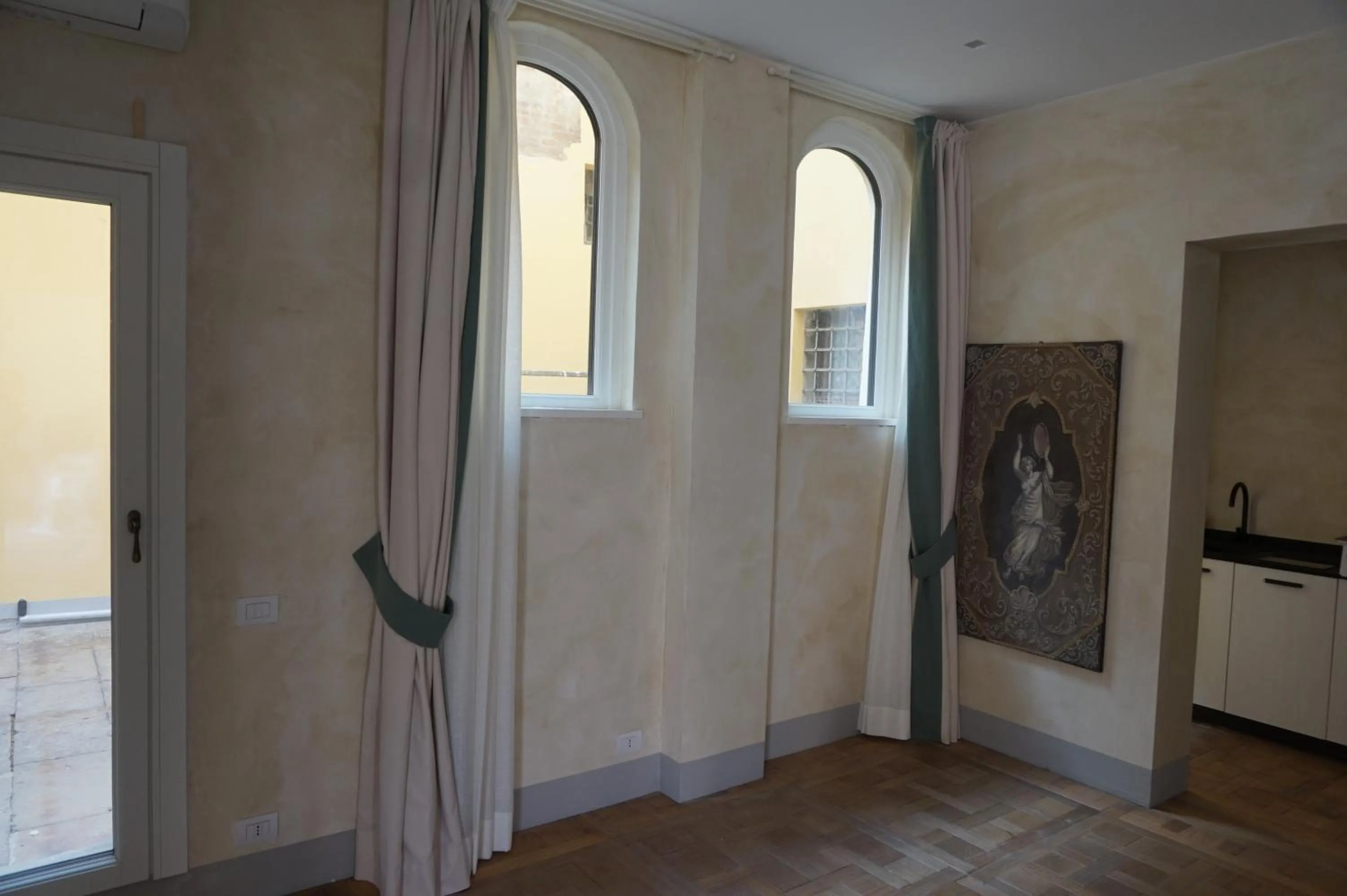 Kitchen or kitchenette in Palazzo Mantua Benavides Suites & Apartments