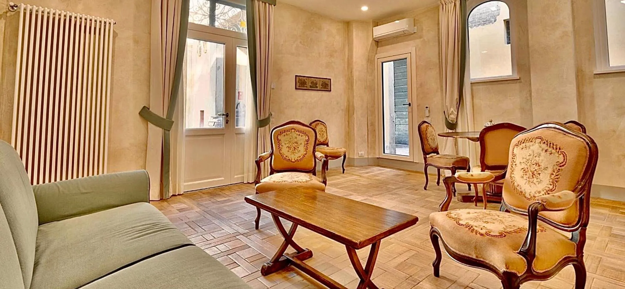 Palazzo Mantua Benavides Suites & Apartments