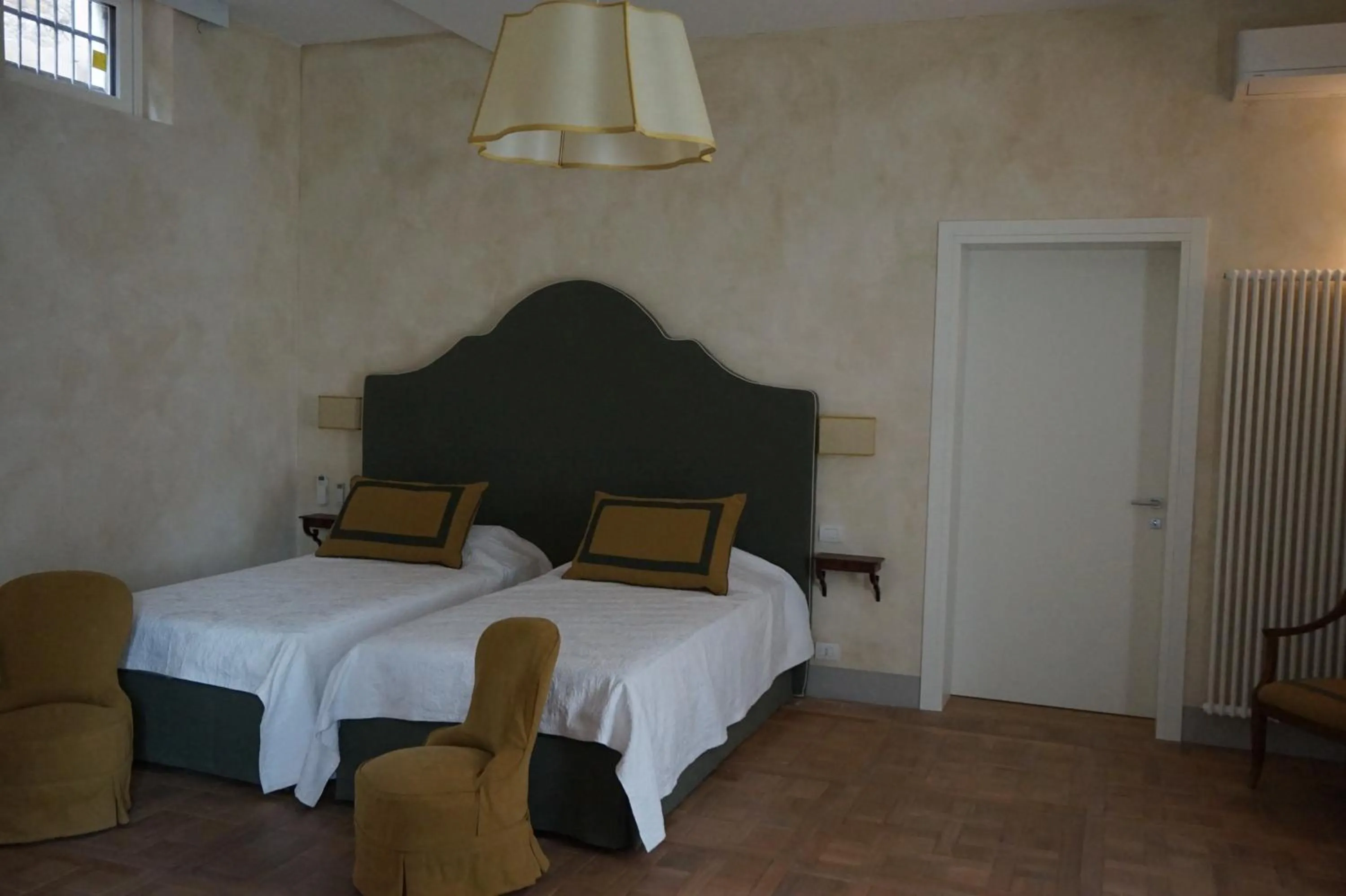 Photo of the whole room, Bed in Palazzo Mantua Benavides Suites & Apartments