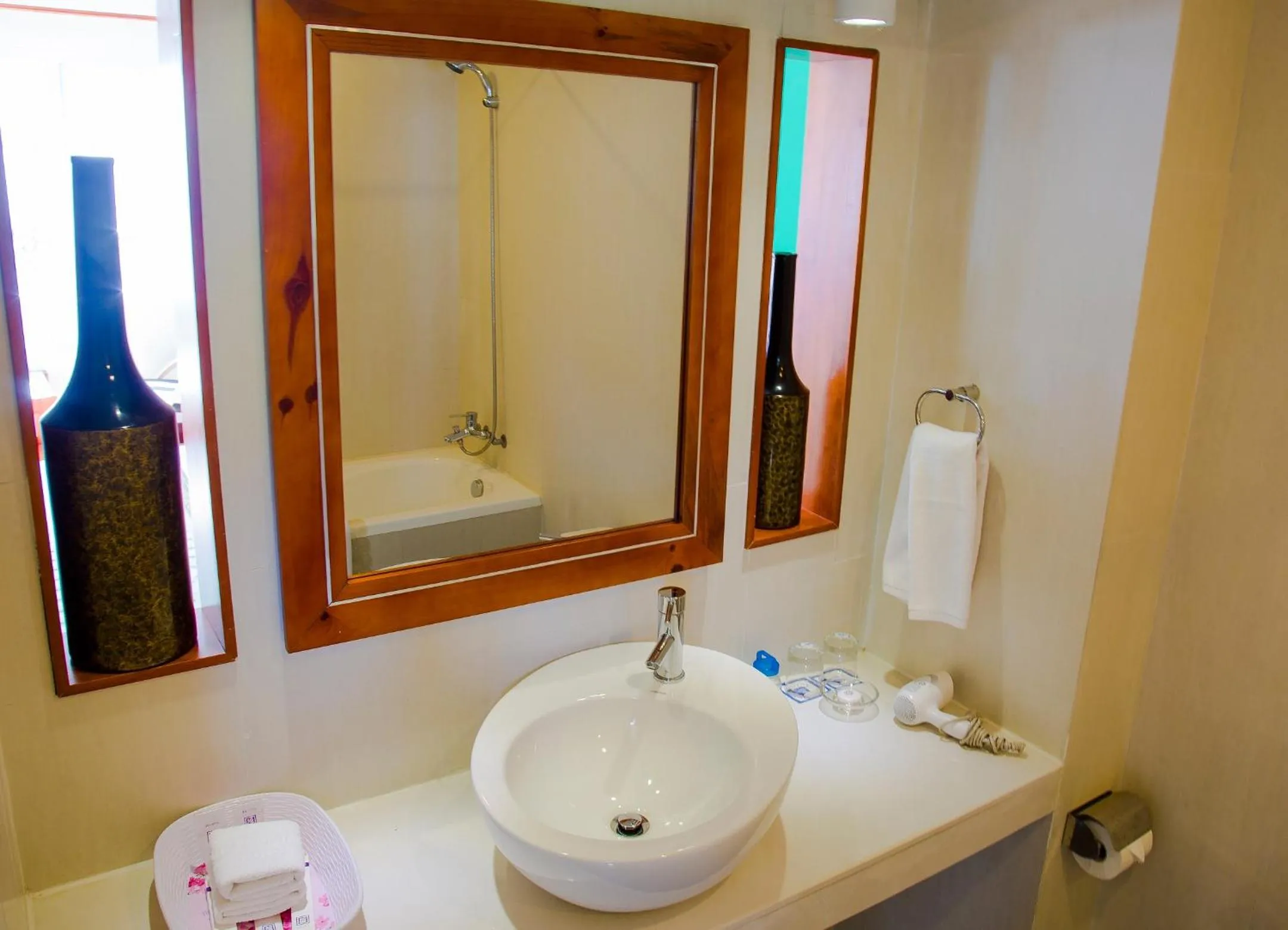 Bathroom in Sai Gon Phong Nha Hotel