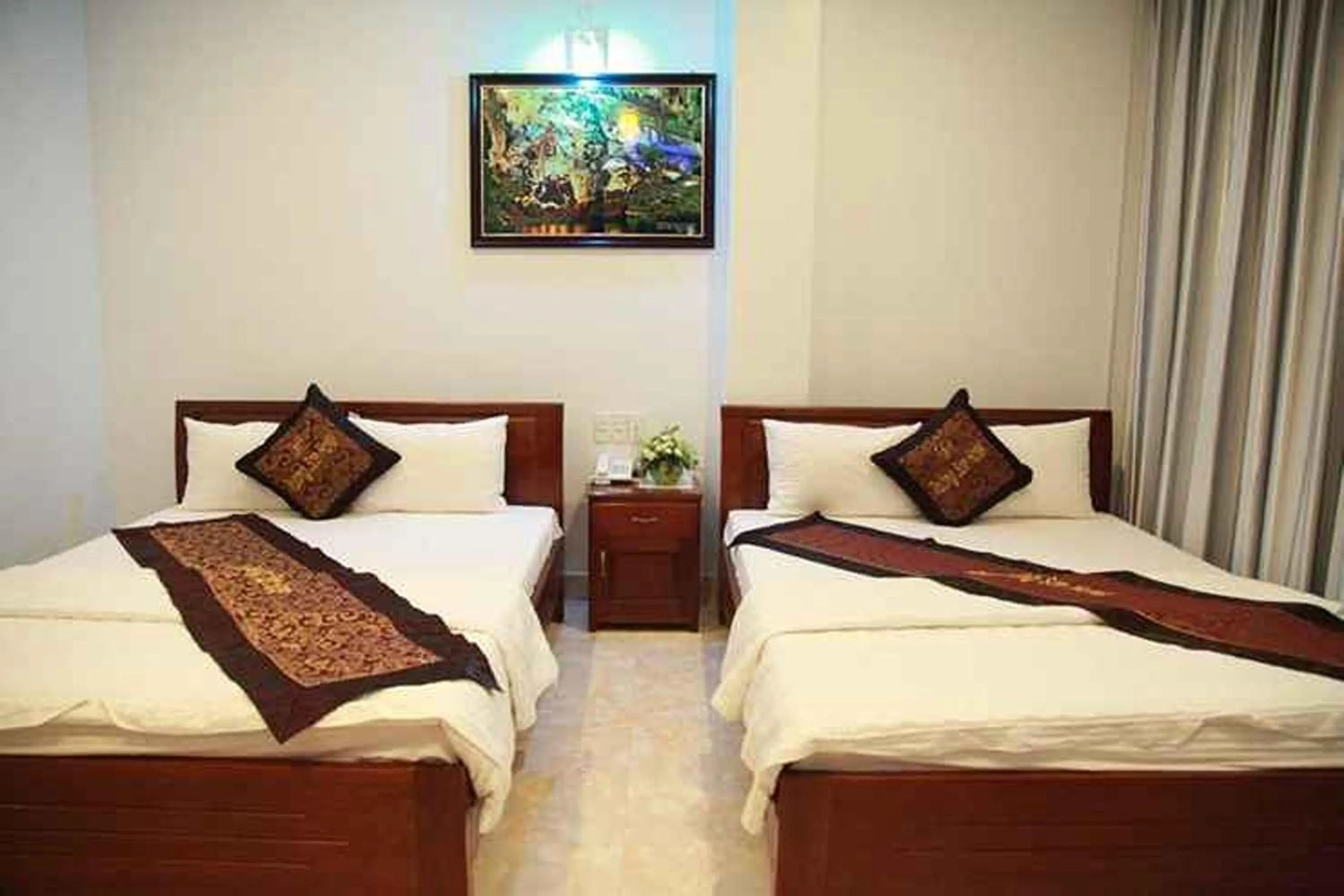Bedroom, Bed in Tan Truong Son Hotel