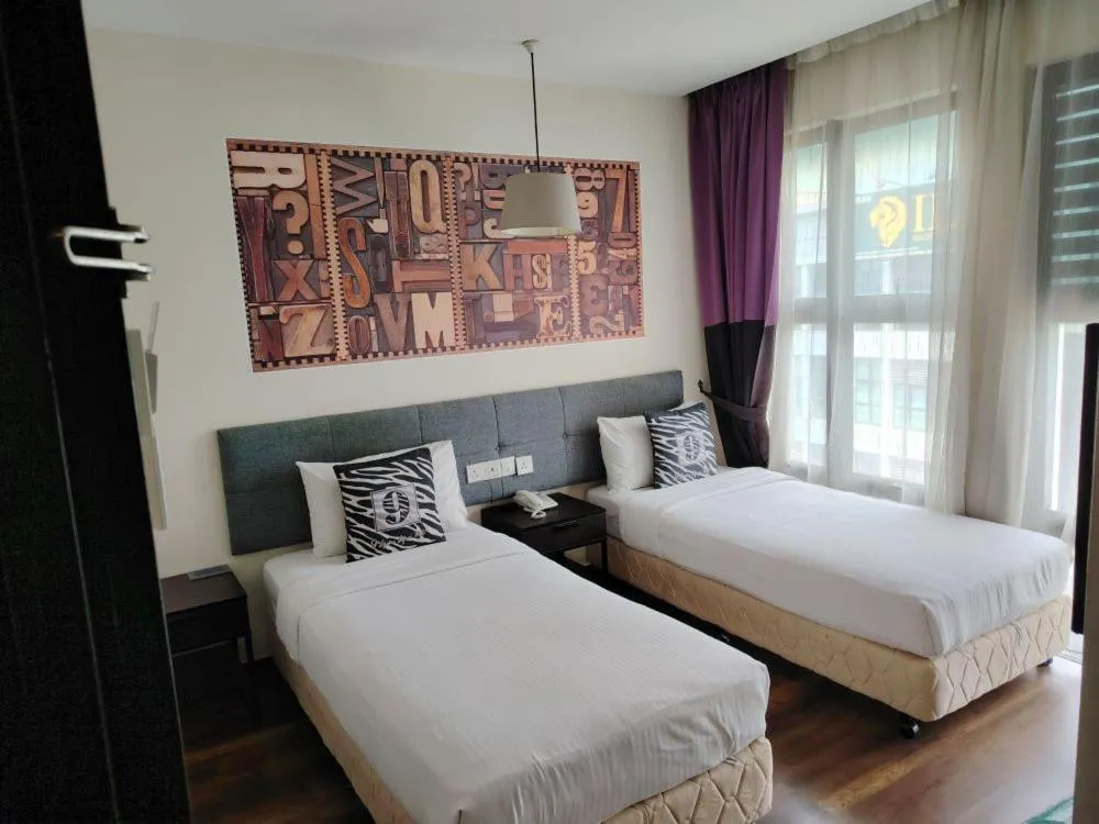 Bed in 9 Square Hotel - Subang