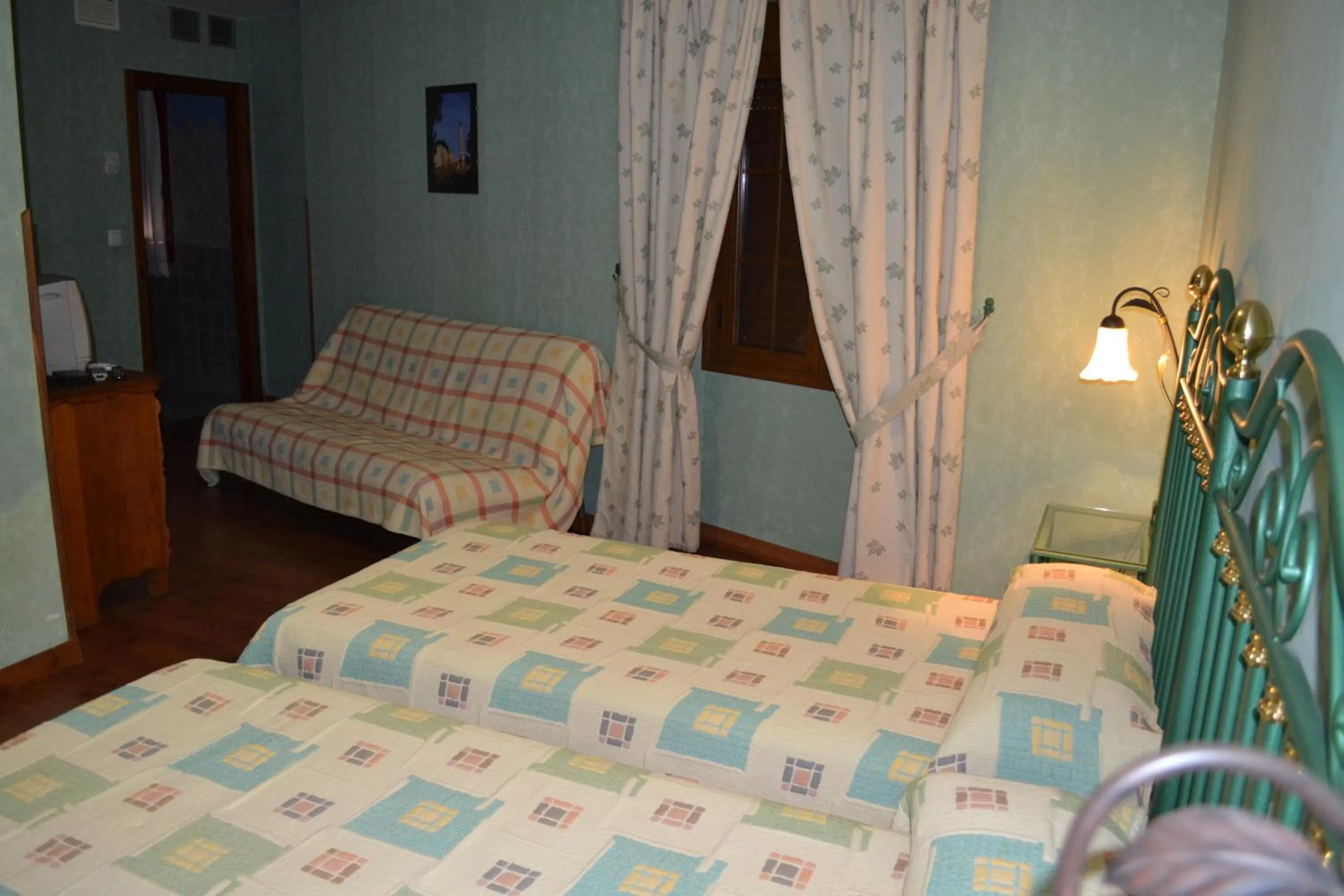 Photo of the whole room, Bed in Hotel Rural El Labriego by Vivere Stays