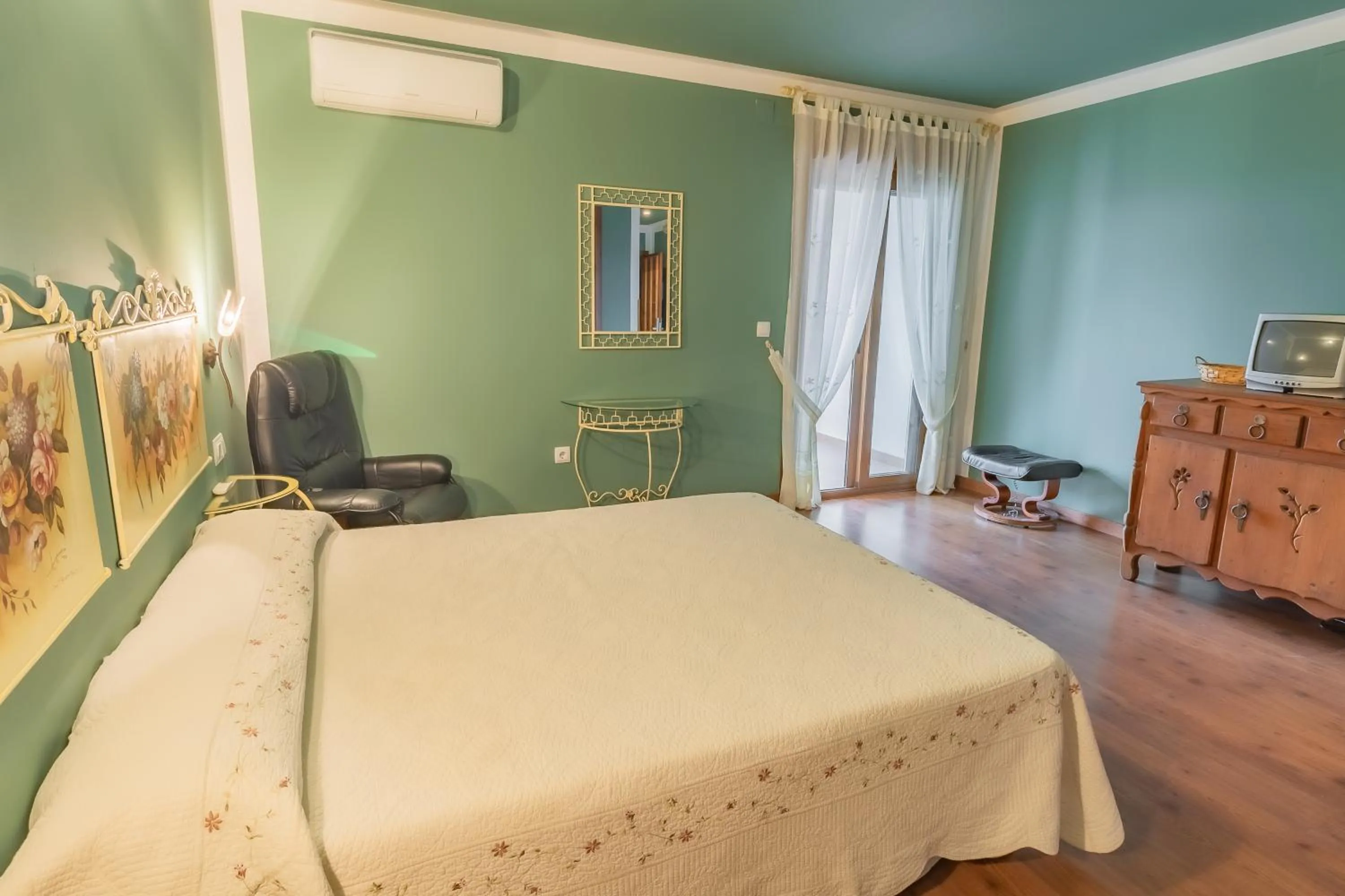 Bed in Hotel Rural El Labriego by Vivere Stays