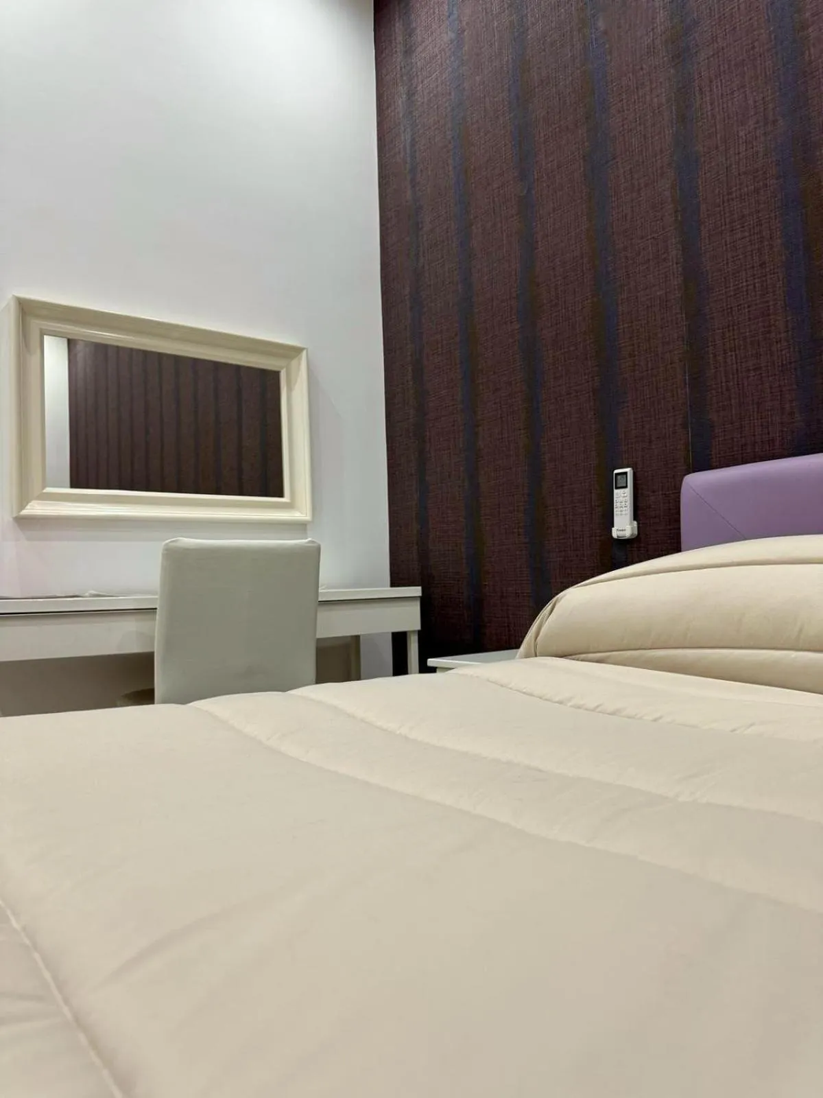 Bed in Beatrice Home