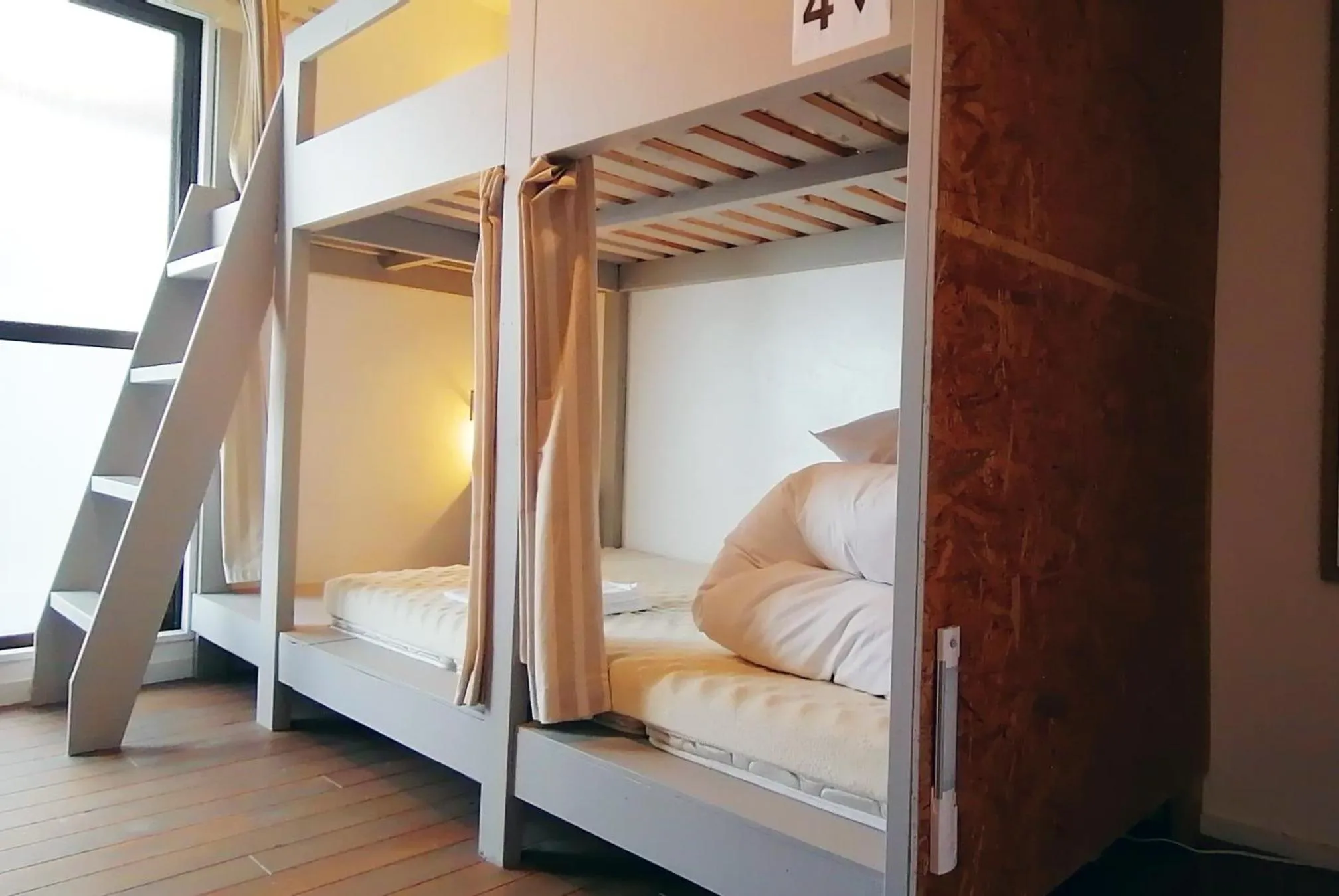 bunk bed, Bed in Ten to Sen Guesthouse