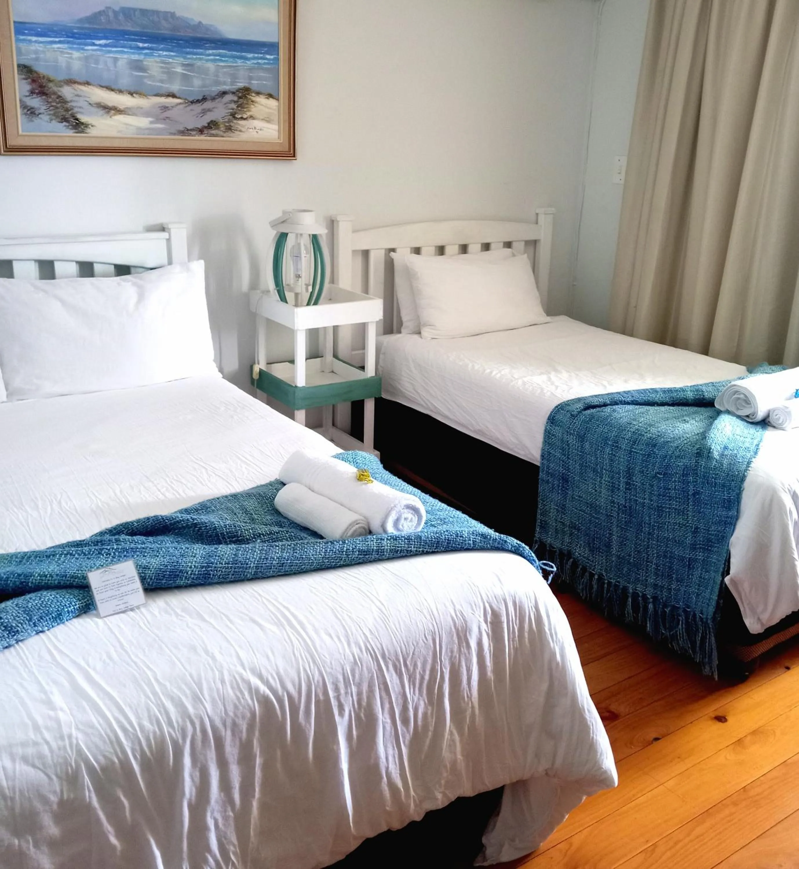 Bedroom, Bed in Le Bay Lodge