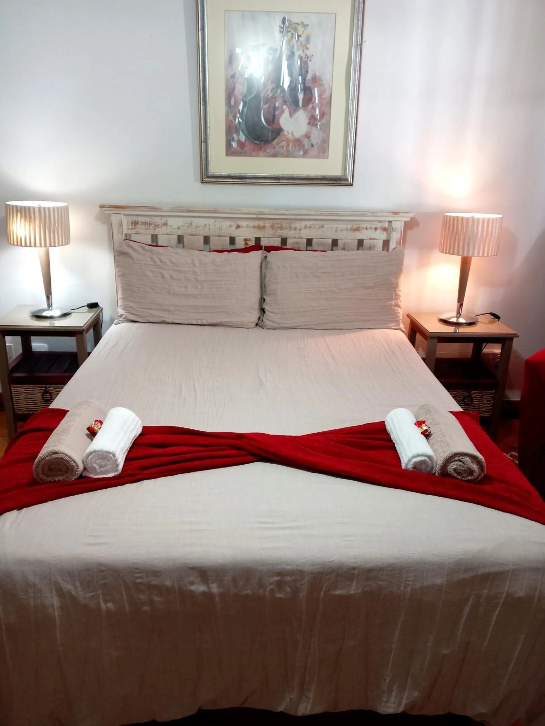 Bedroom, Bed in Le Bay Lodge