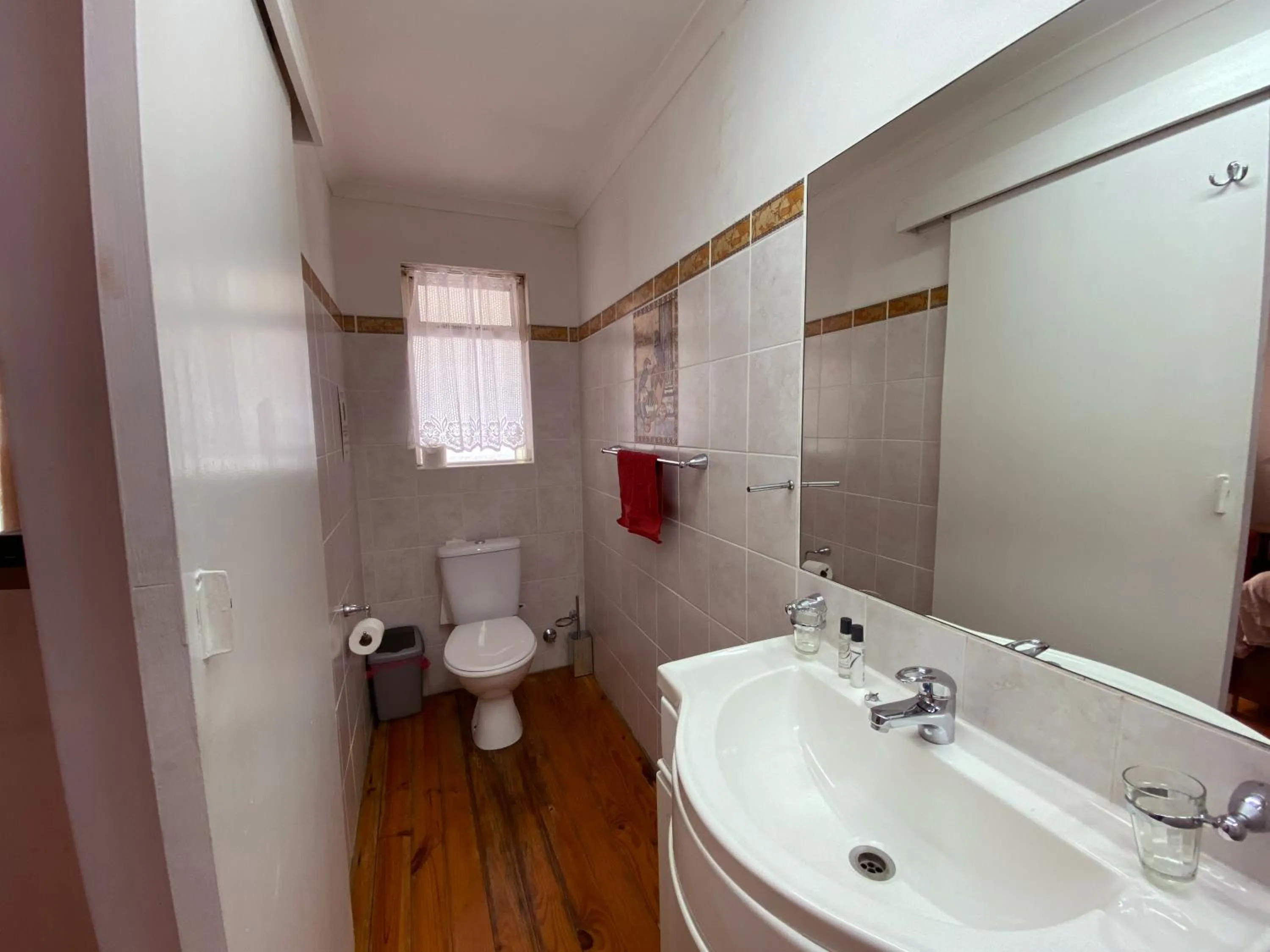 Bathroom in Le Bay Lodge