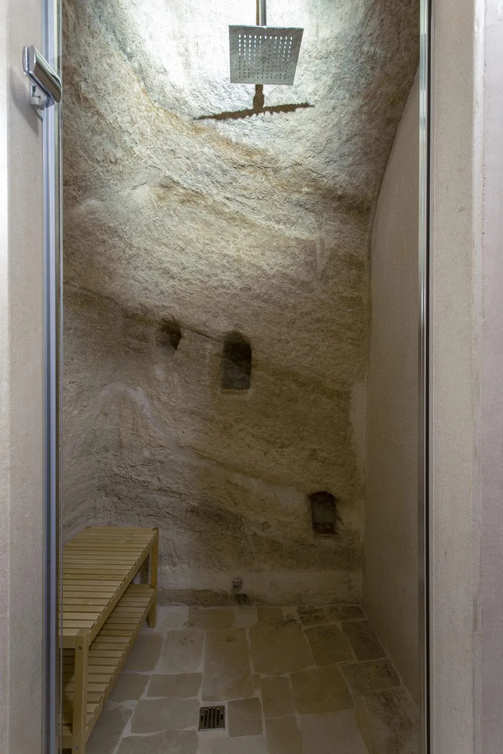 Shower in Le Dimore Dell' Idris