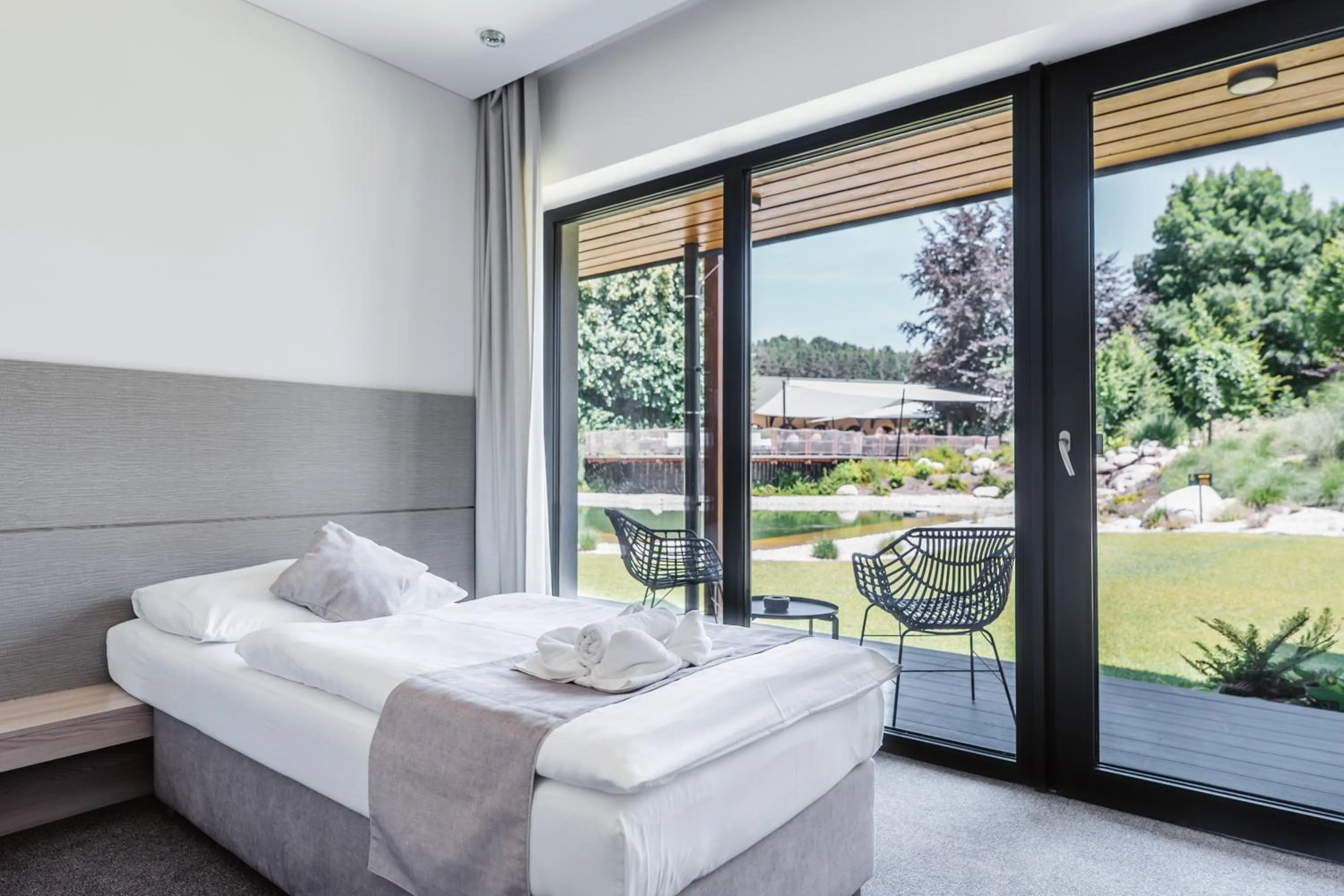 Bedroom, Bed in Hotel resort Lovecká bašta Strakonice