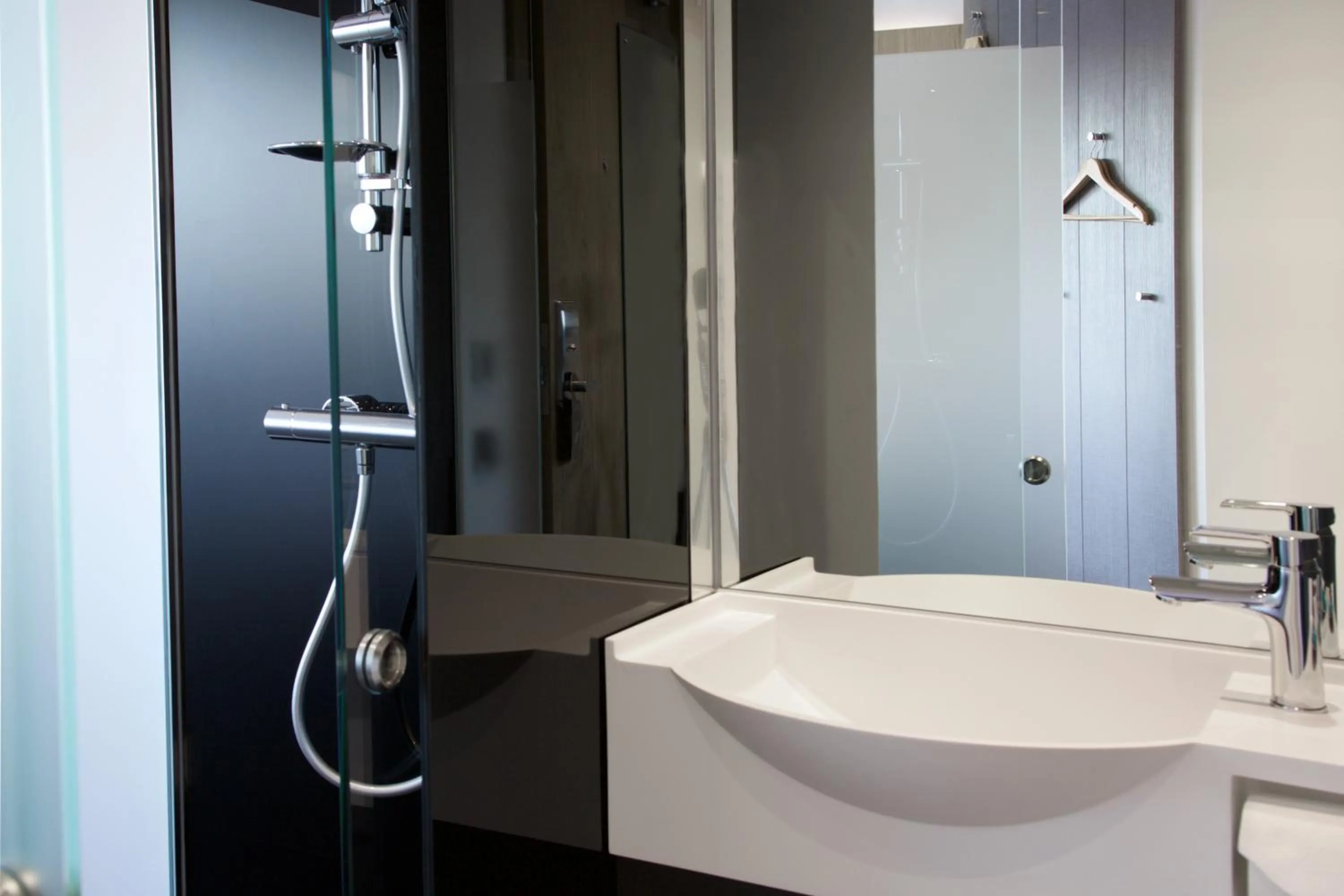 Shower in The Z Hotel City