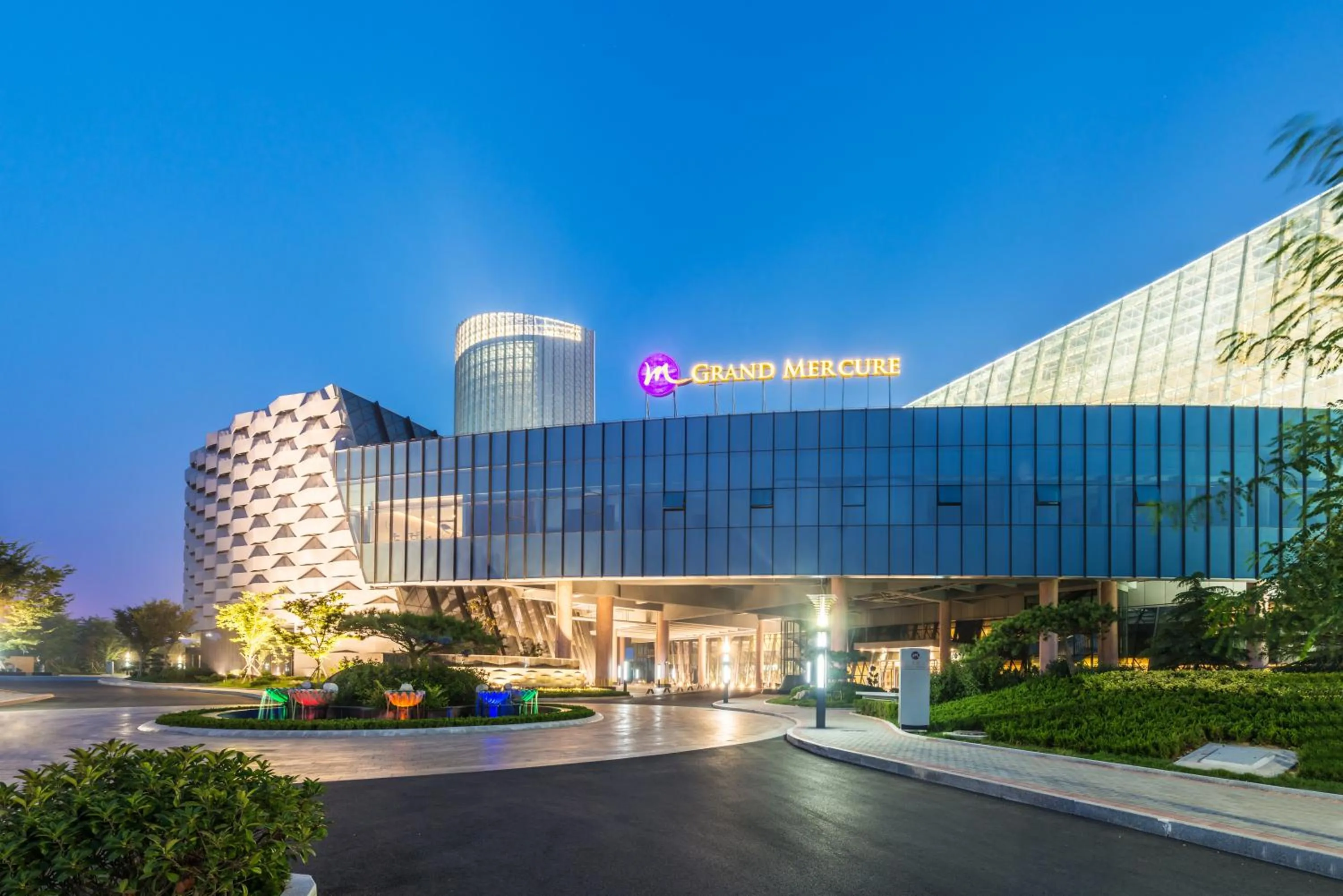 Grand Mercure Qingdao Qinglong