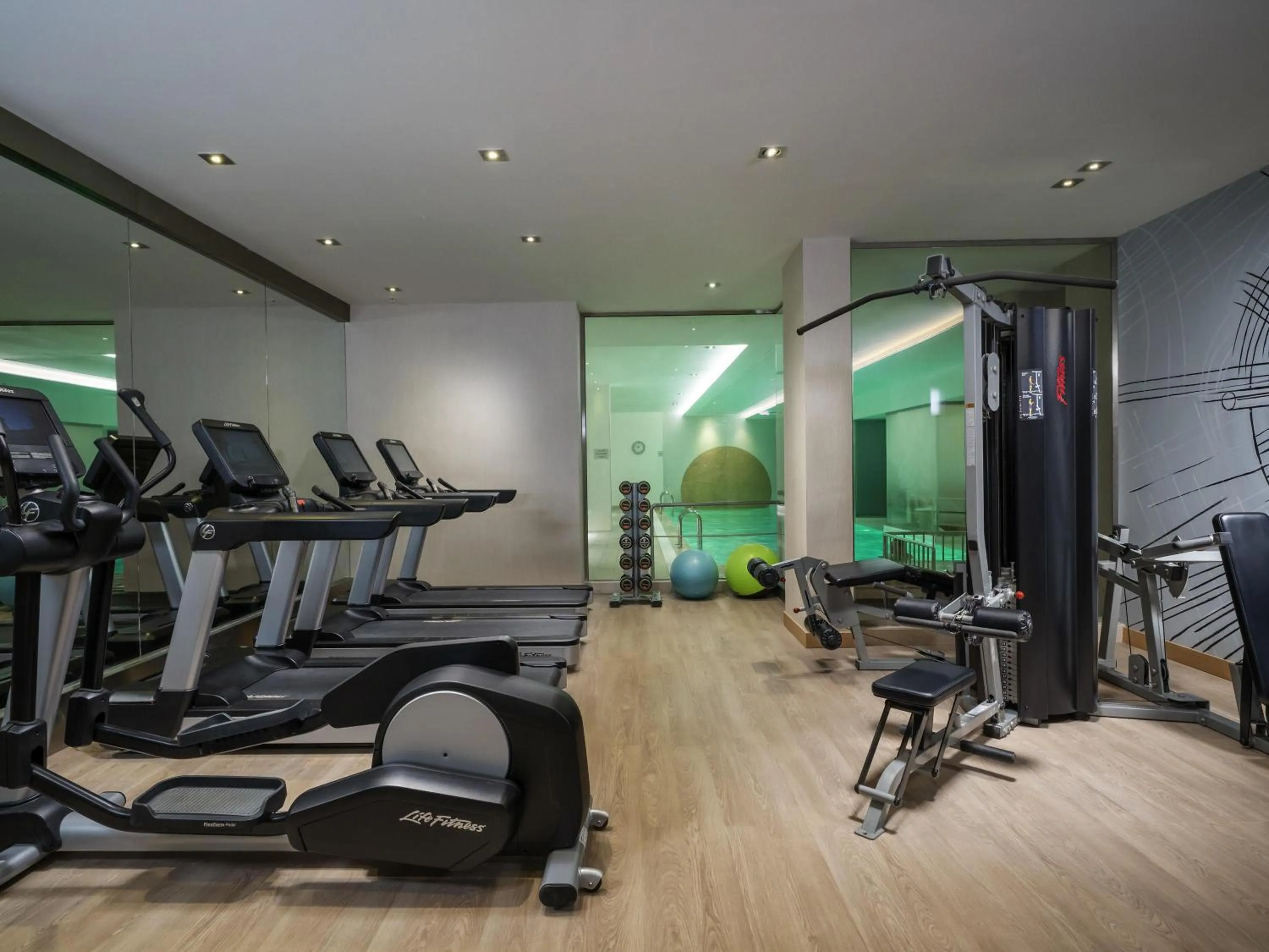Fitness centre/facilities in Novotel Istanbul Bosphorus Hotel