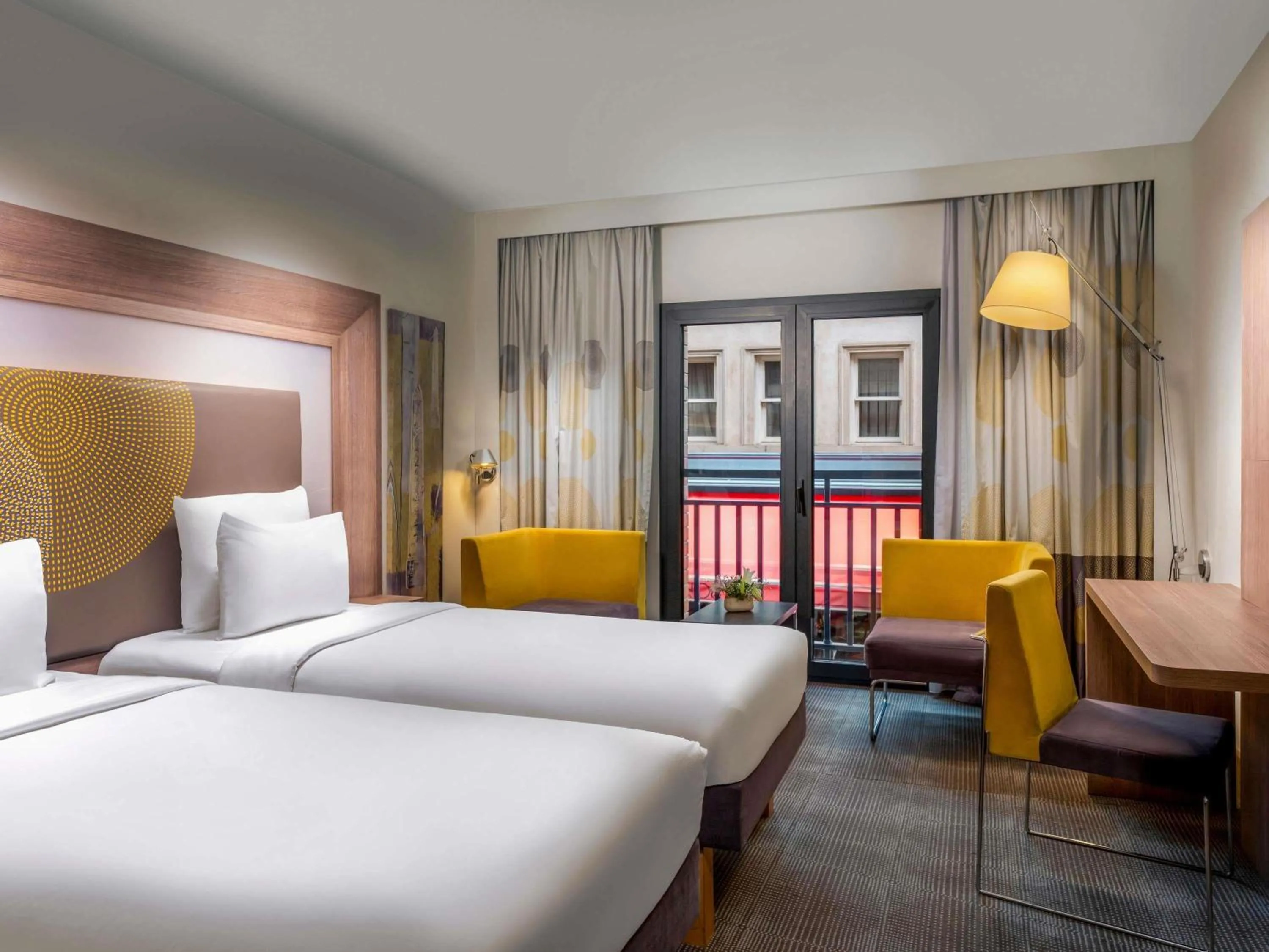 Bedroom, Bed in Novotel Istanbul Bosphorus Hotel