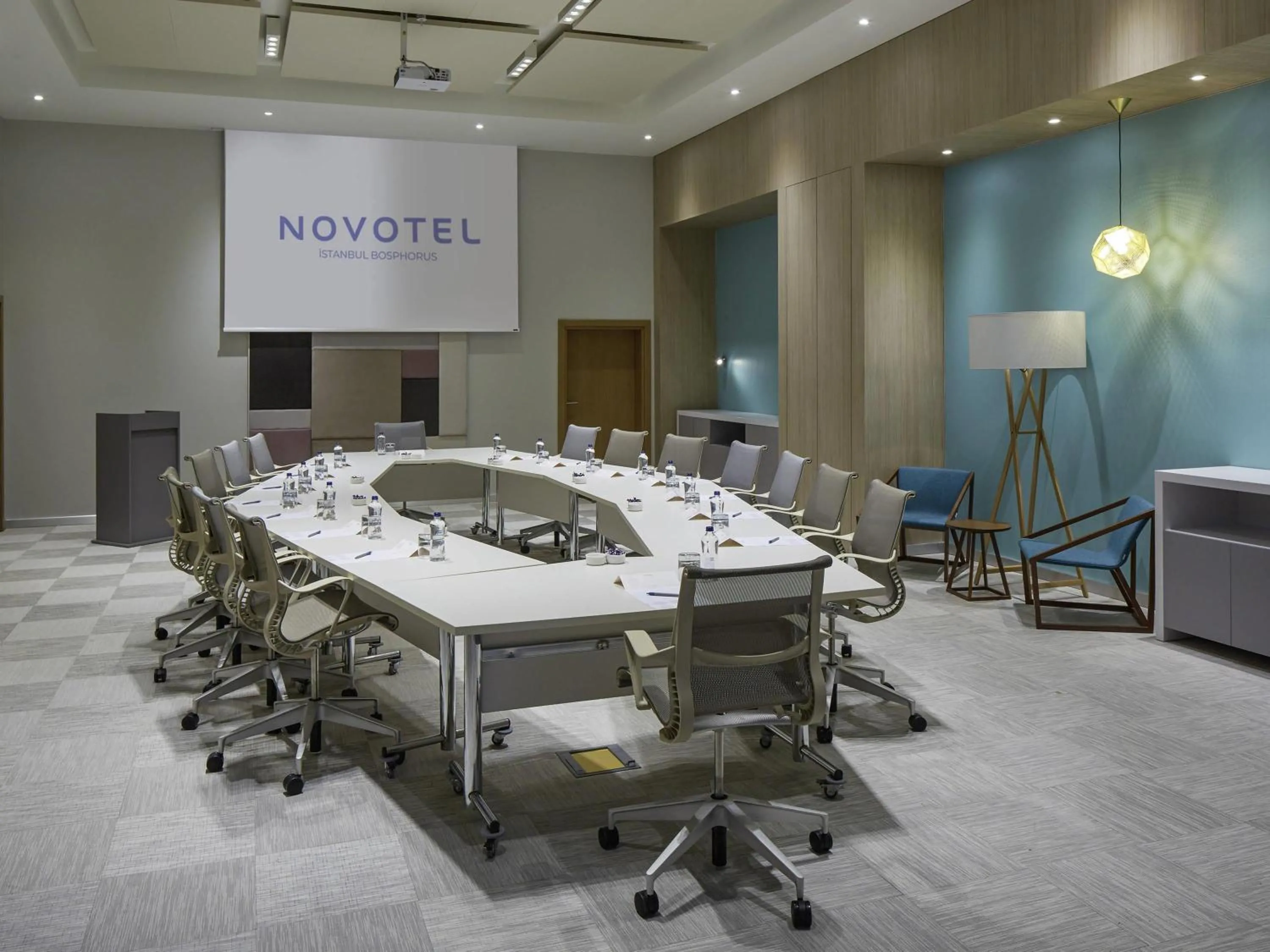 Meeting/conference room in Novotel Istanbul Bosphorus Hotel