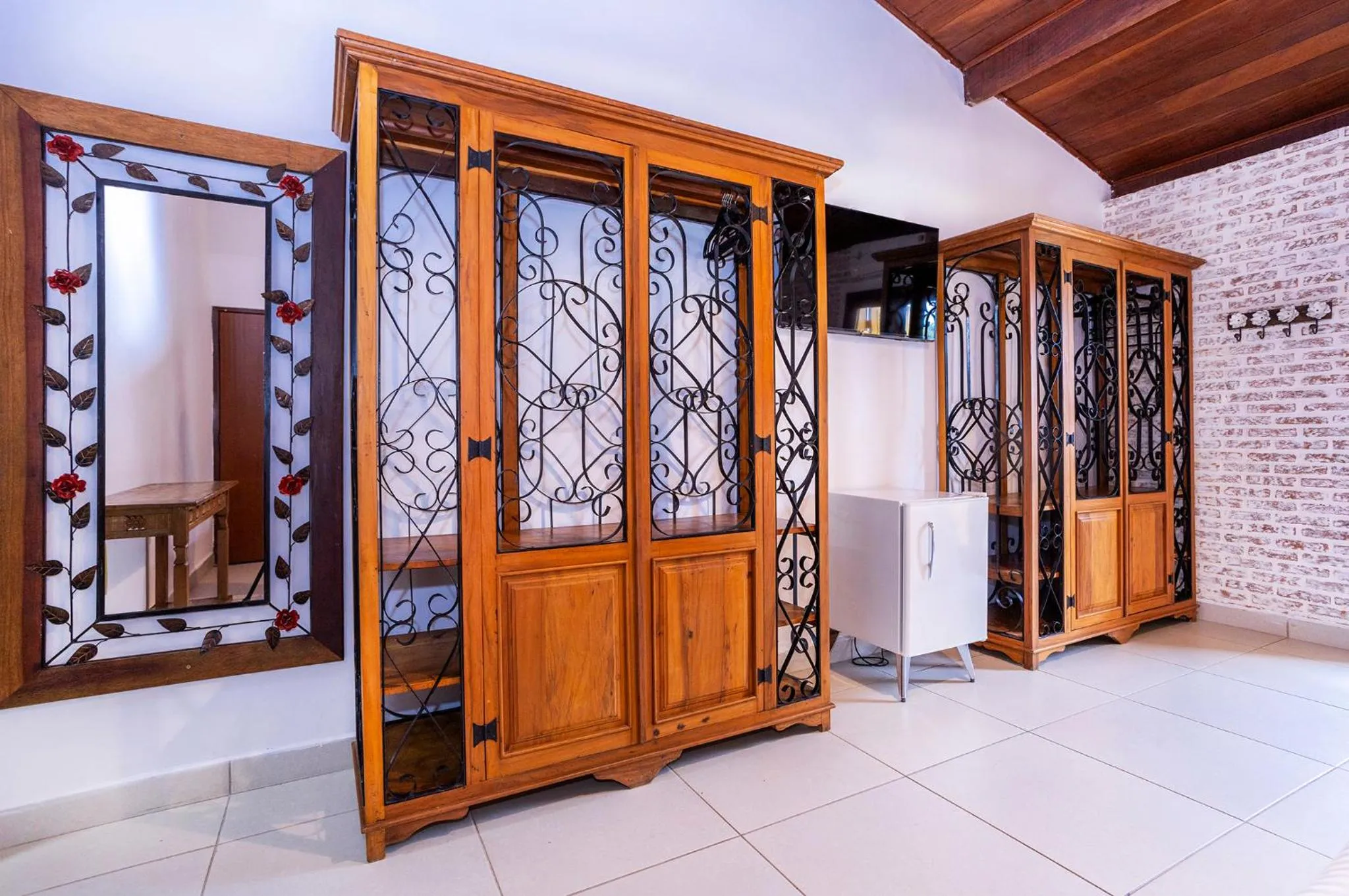 wardrobe in Hotel Village Enseada