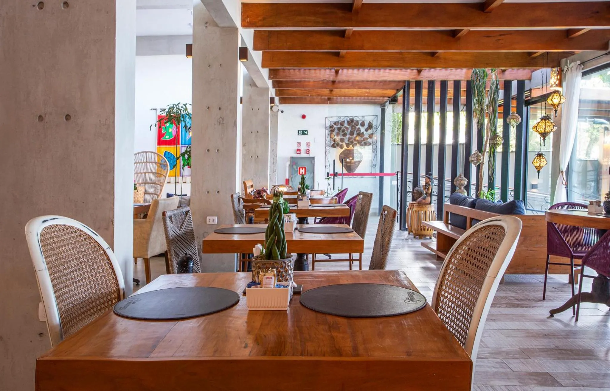 Seating area in Hotel Village Enseada