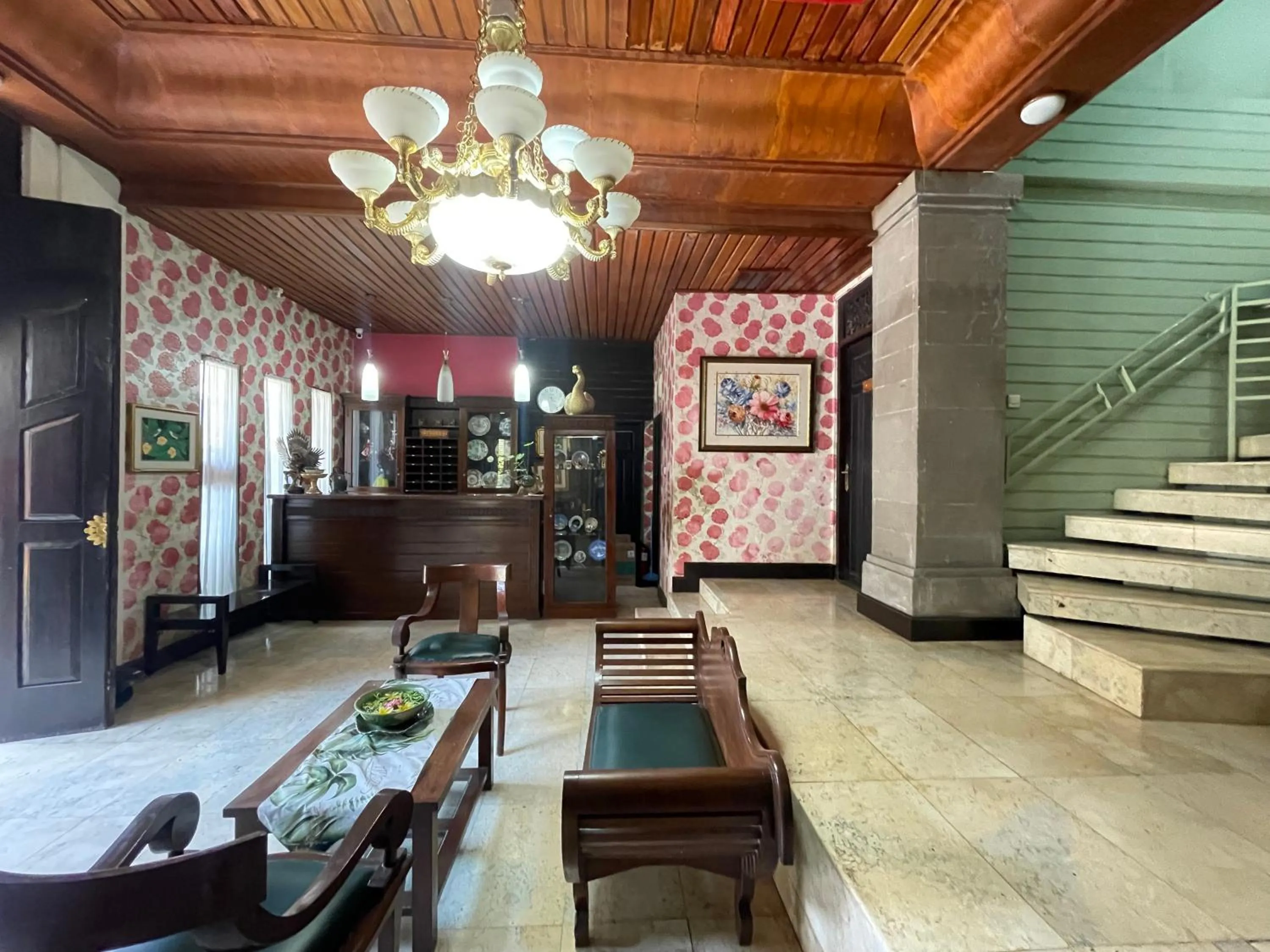 Klungkung Tower Hotel