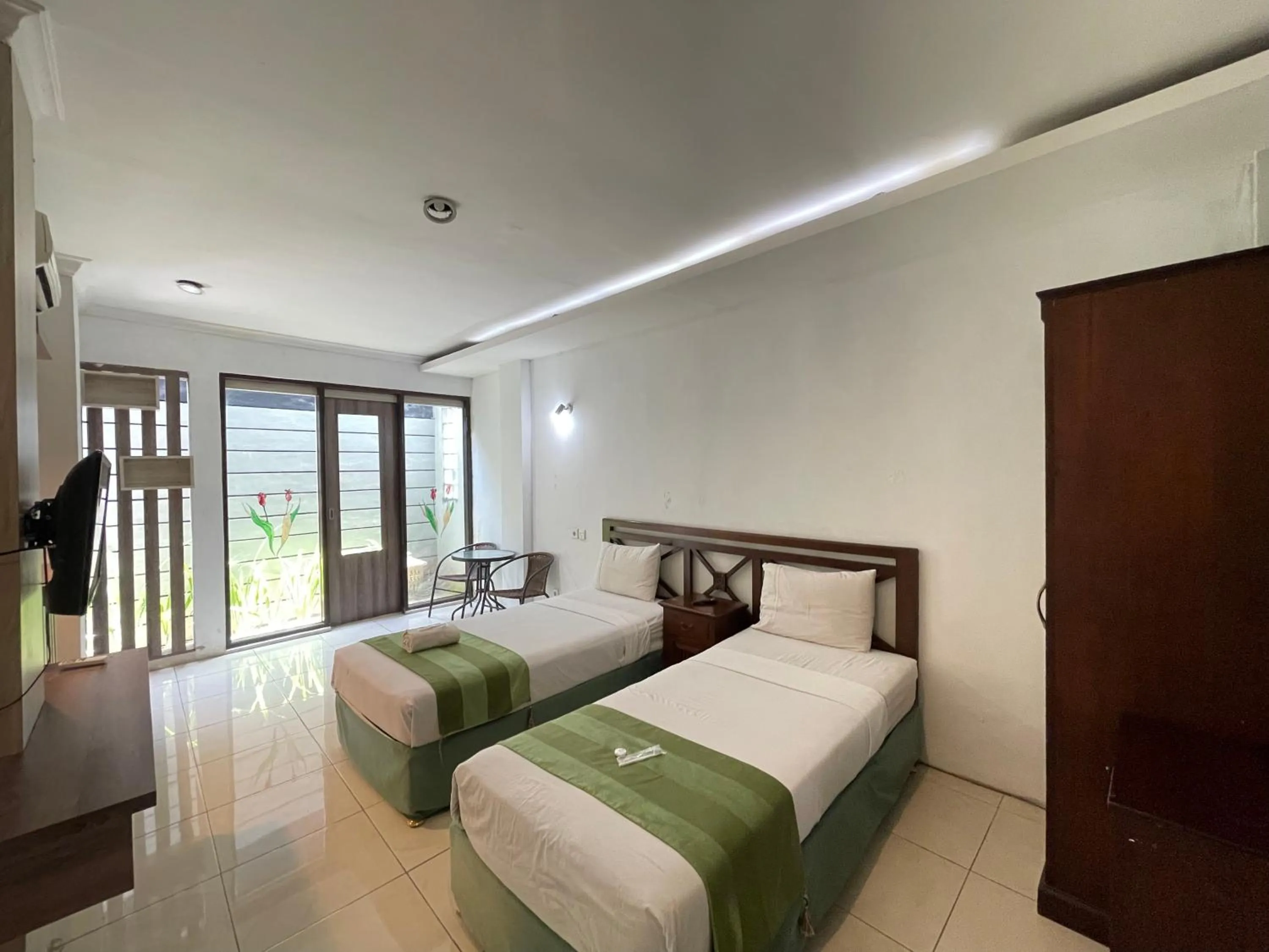 Bed in Klungkung Tower Hotel