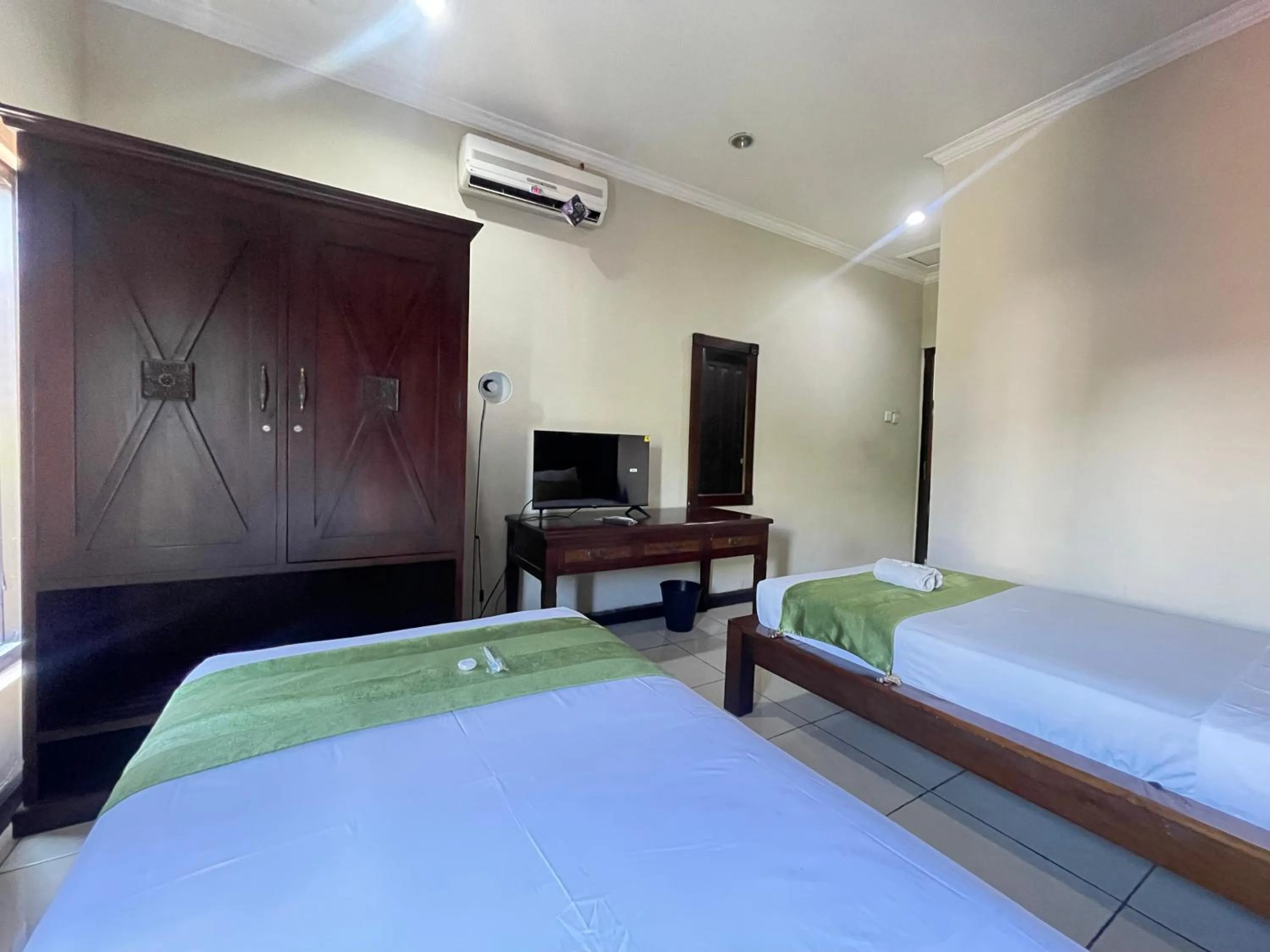 Bed in Klungkung Tower Hotel