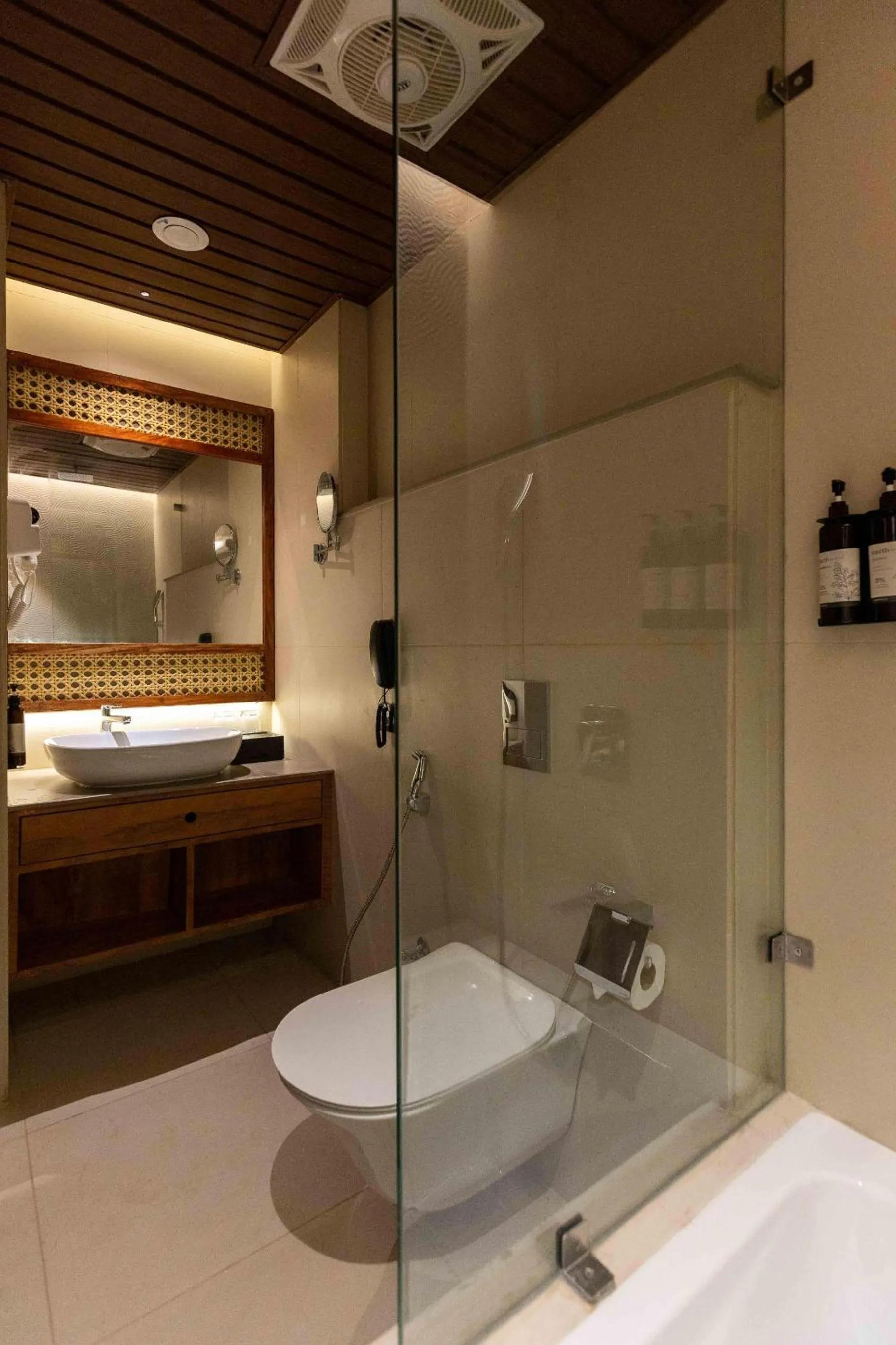 Toilet in Coral Reef Resort & Spa, Havelock