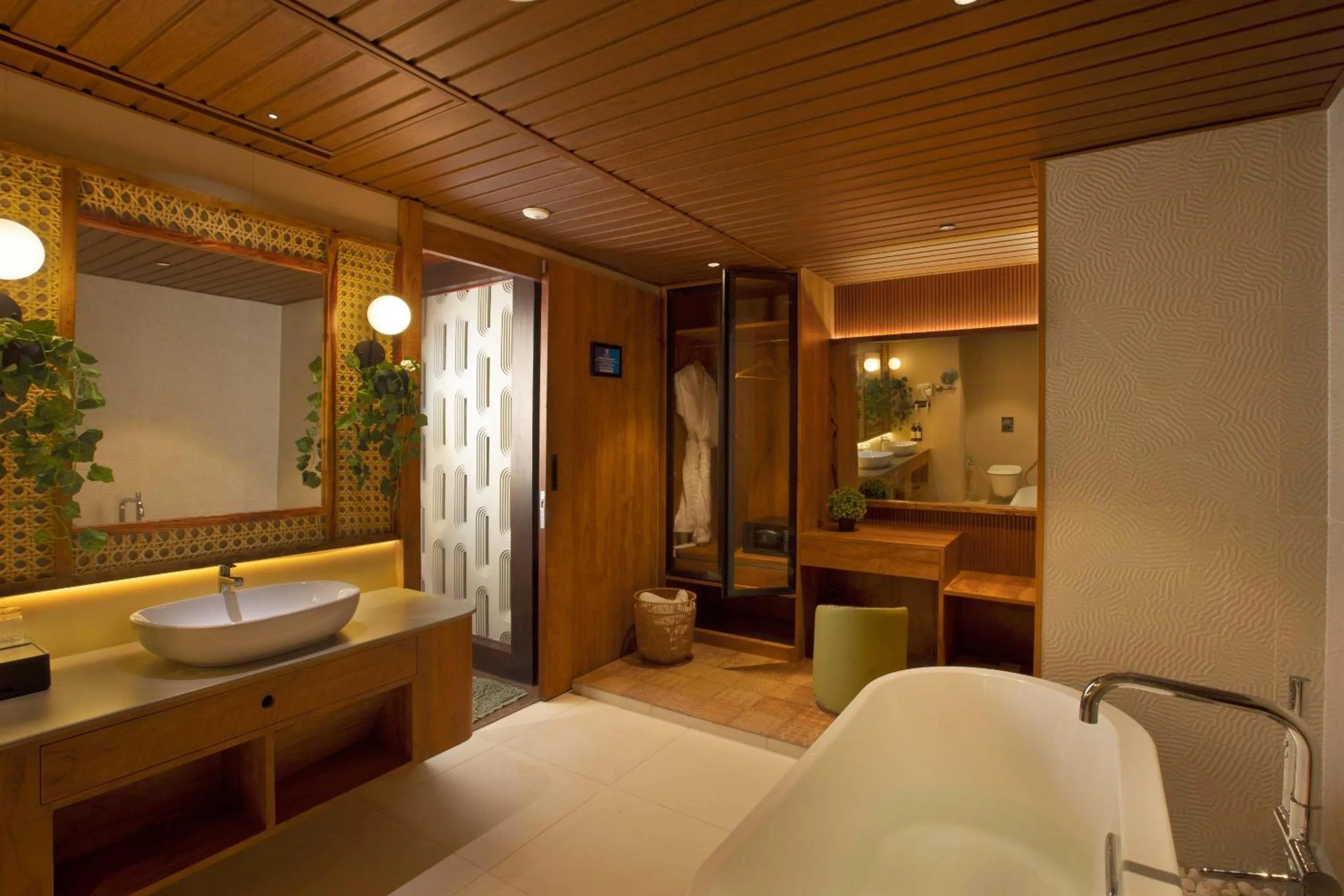 Bathroom in Coral Reef Resort & Spa, Havelock