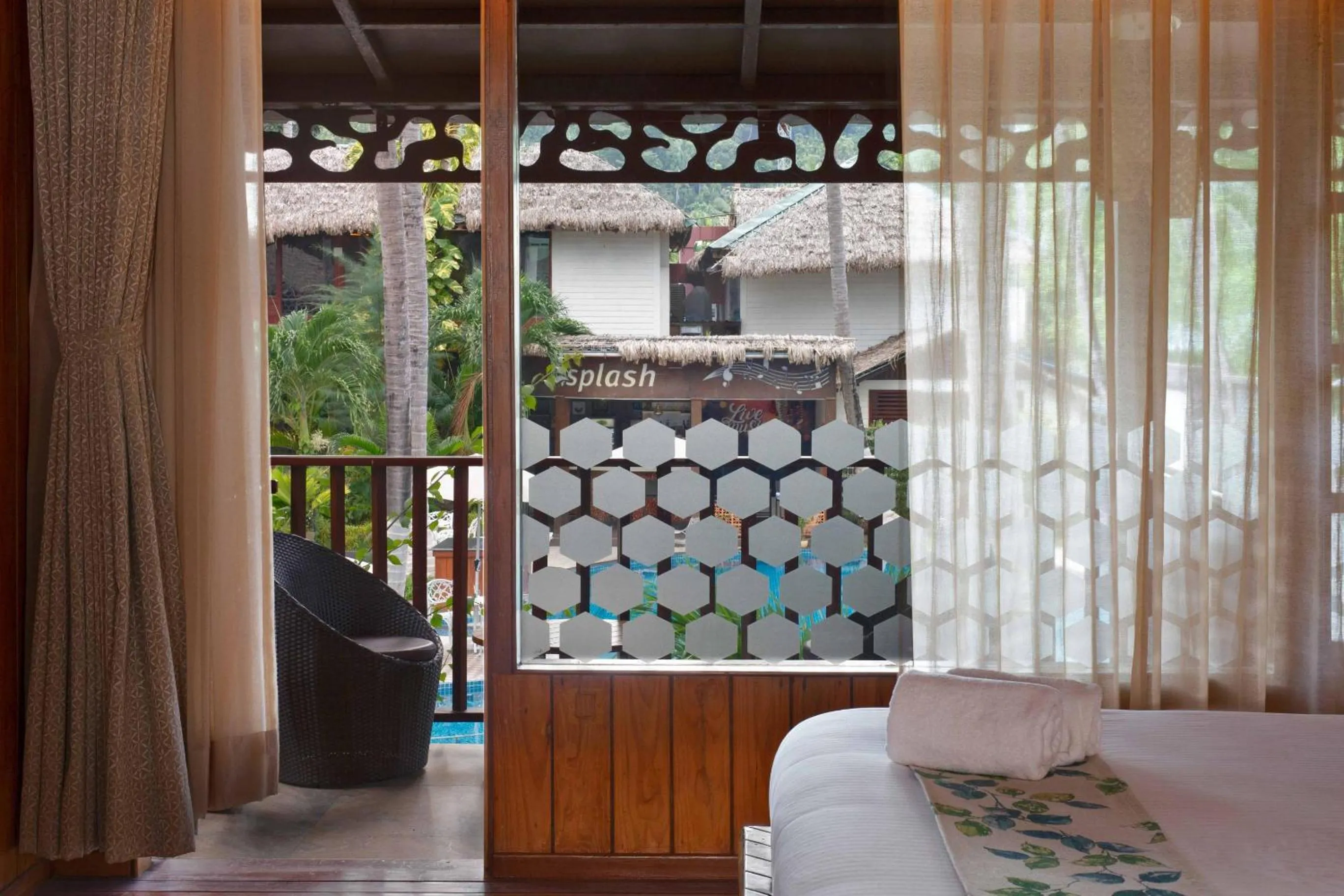 View (from property/room), Bed in Coral Reef Resort & Spa, Havelock