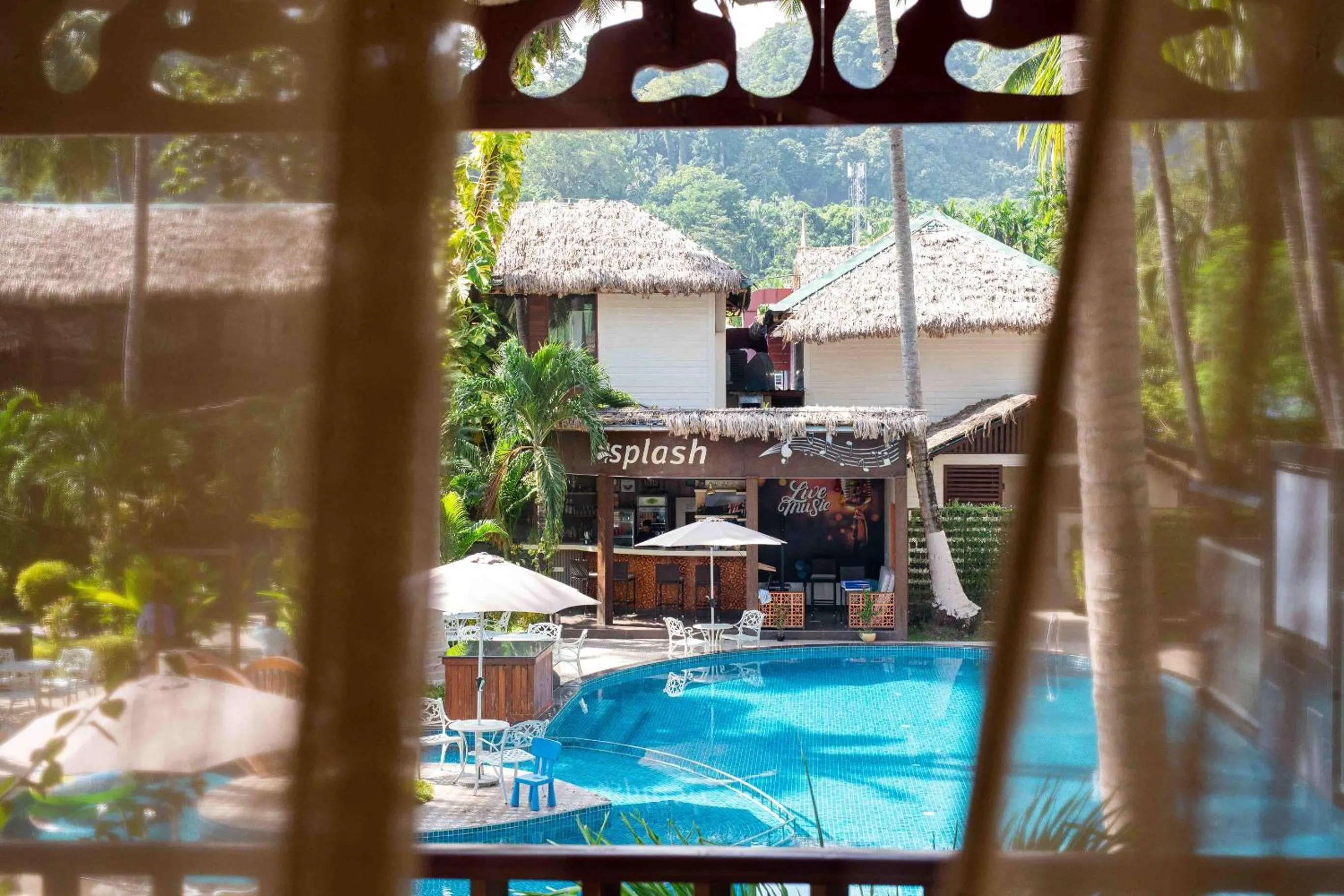 Swimming pool in Coral Reef Resort & Spa, Havelock