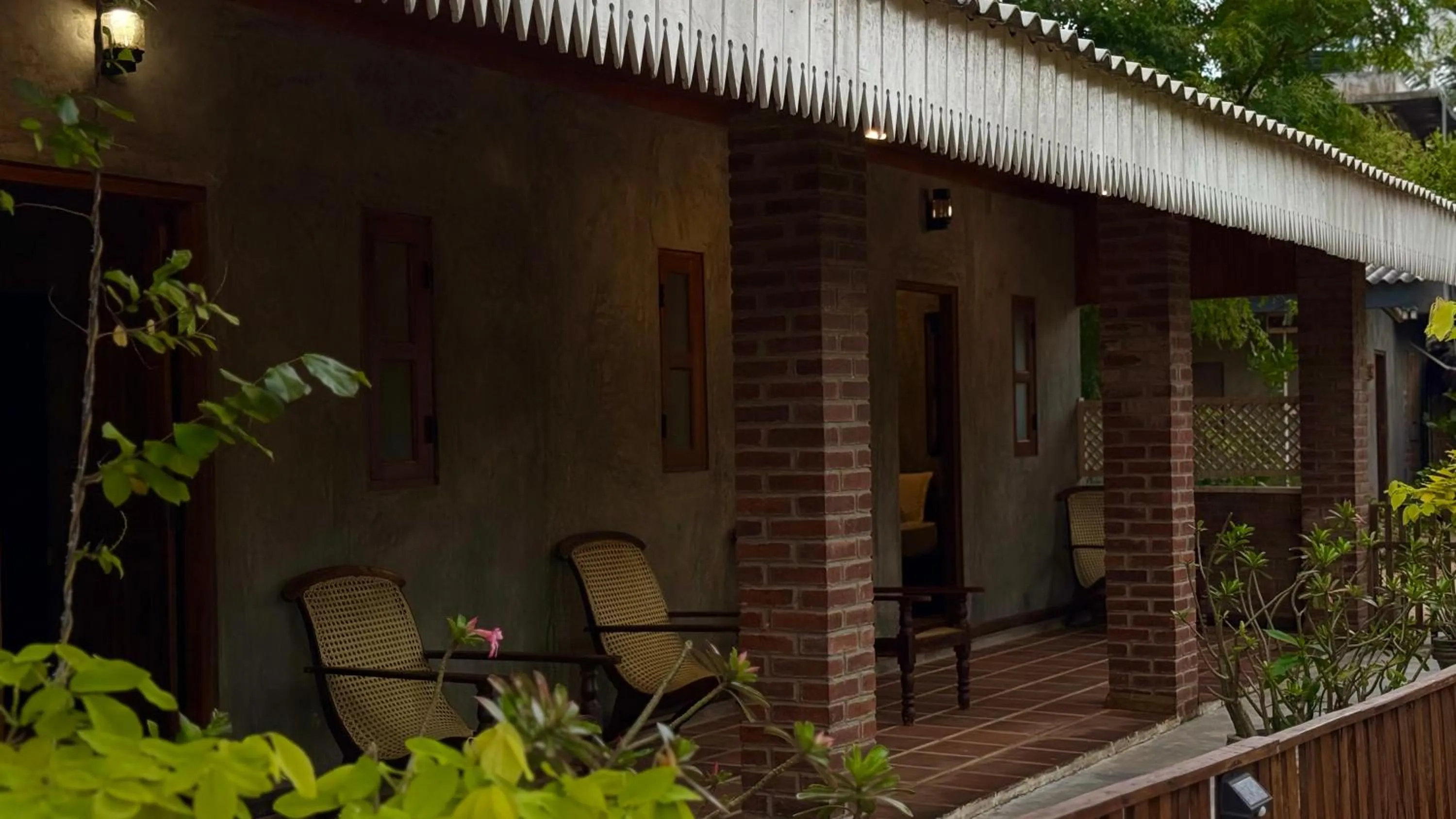 The Cove Pasikuda - Eco Resort