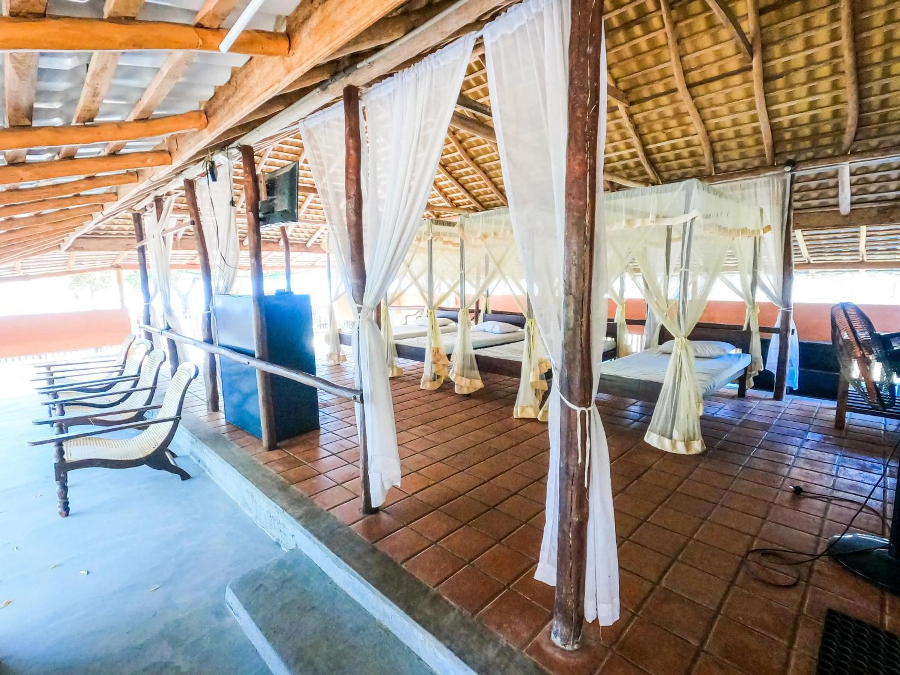 Bed in The Cove Pasikuda - Eco Resort