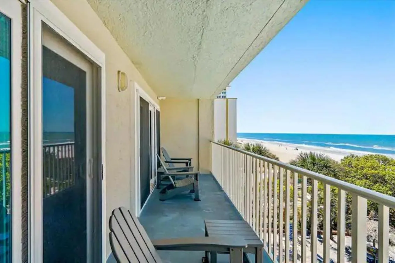 Patio in Sea Oats #303
