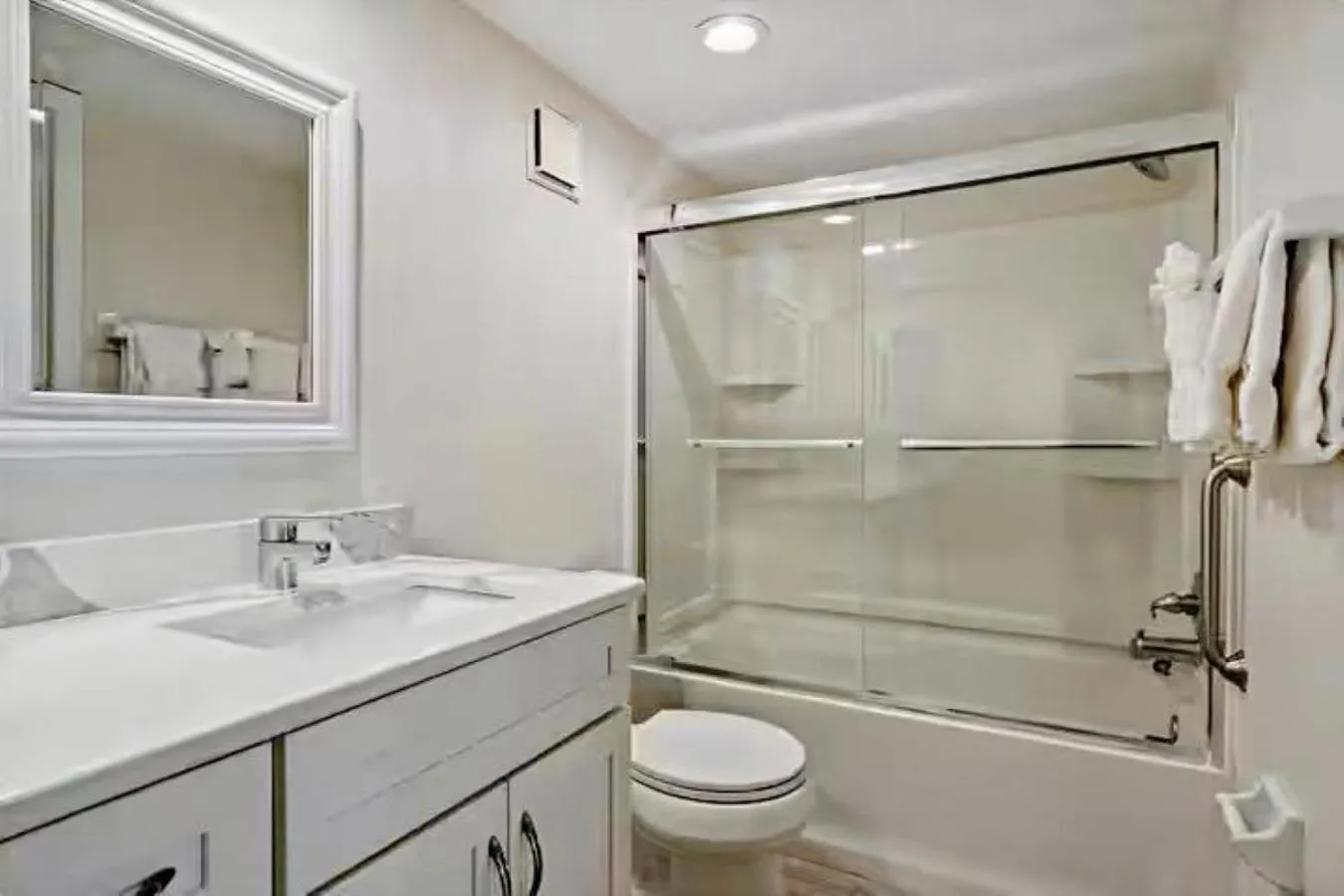Shower in Sea Oats #303