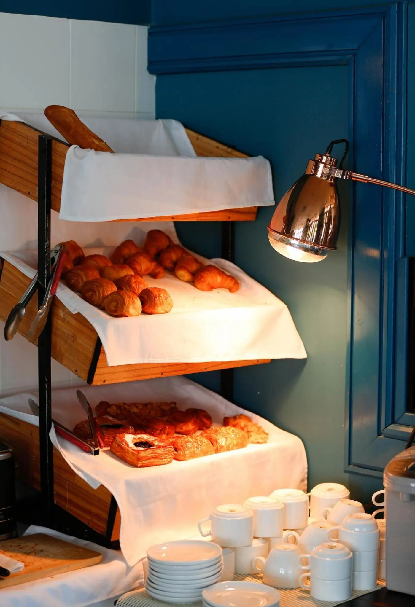 Continental breakfast, Bed in Maison Vy Hotel Hội An