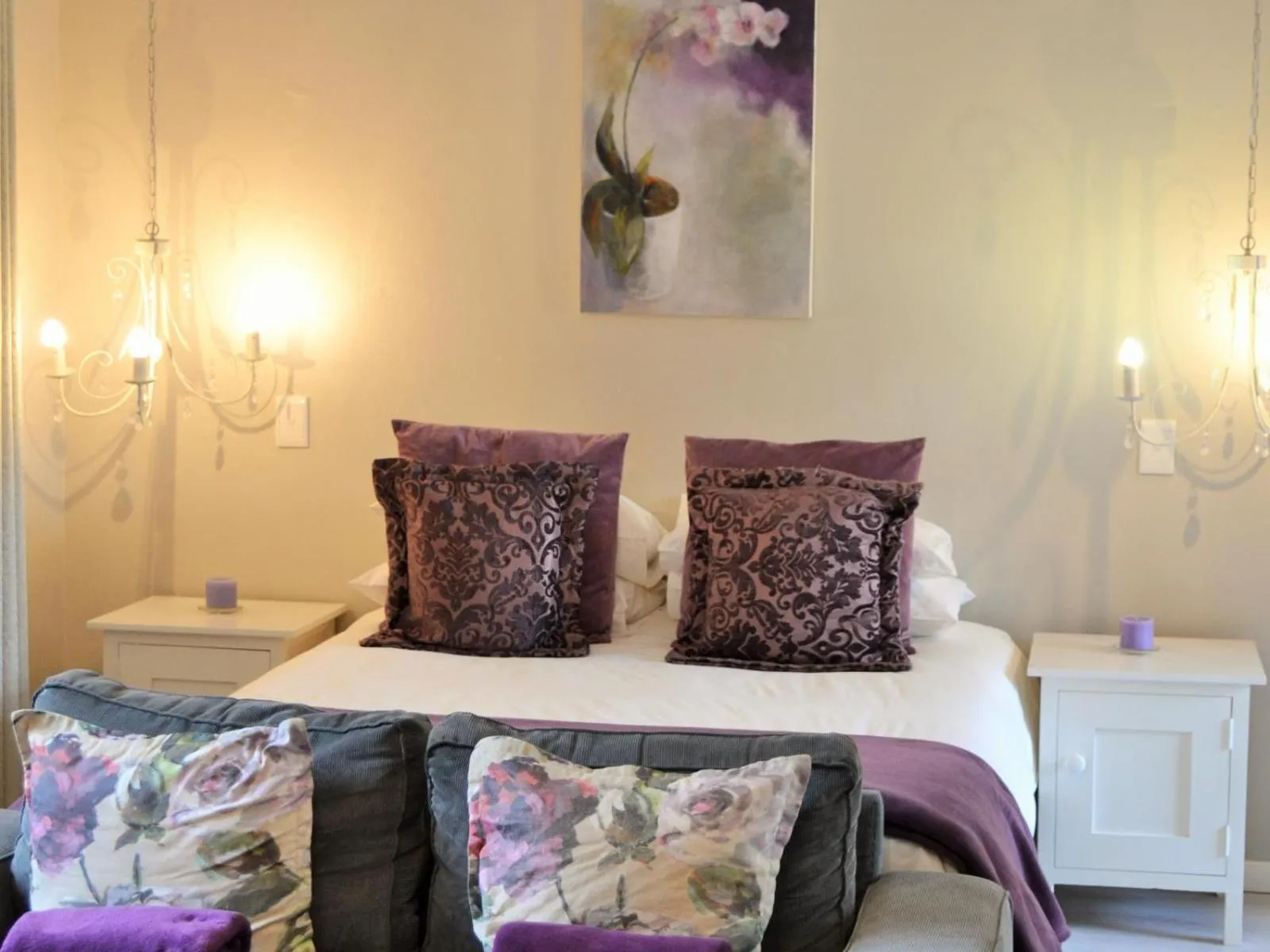 Bed in By The Way Guesthouse